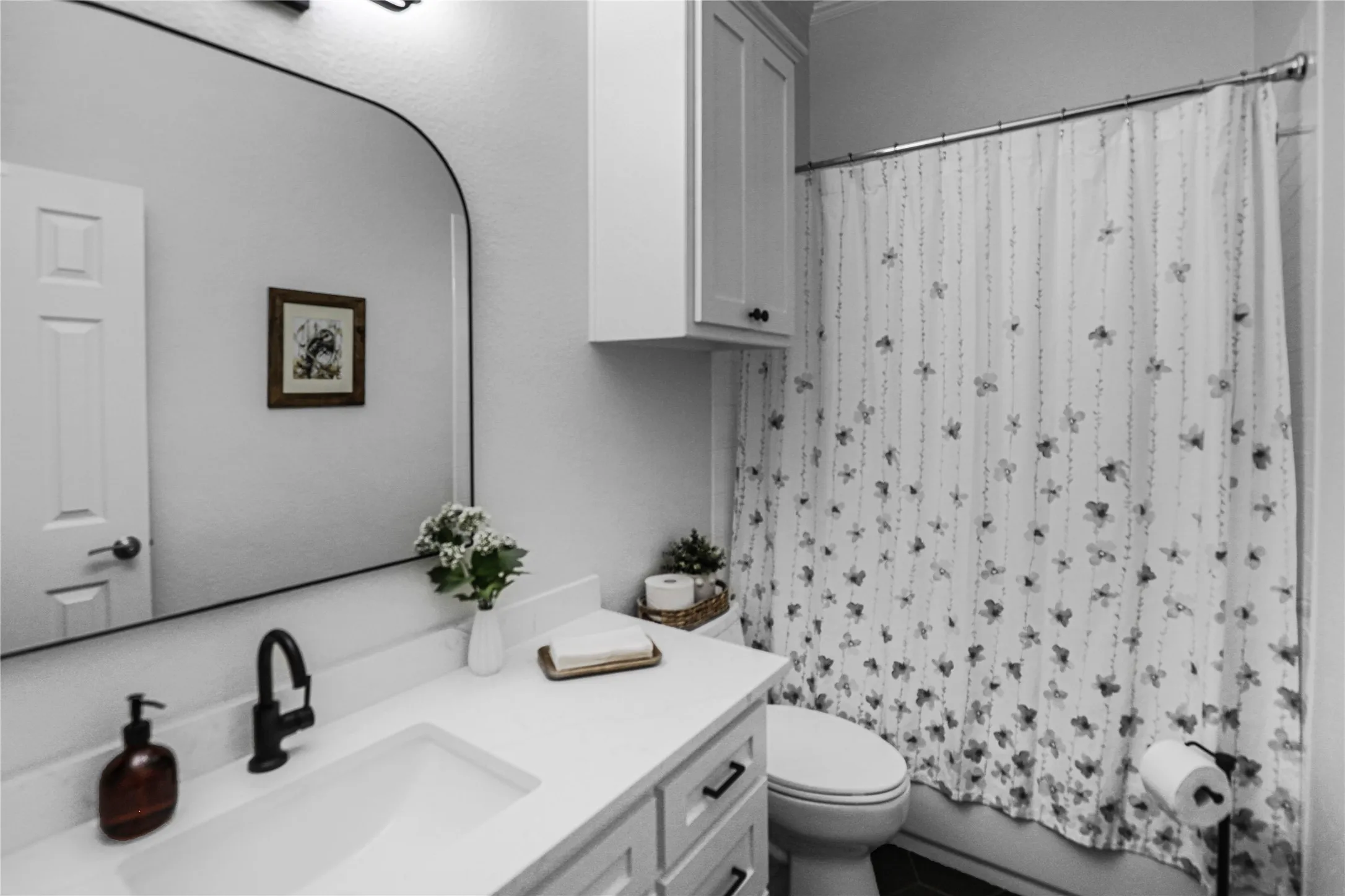 Recently remodeled guest bathroom
