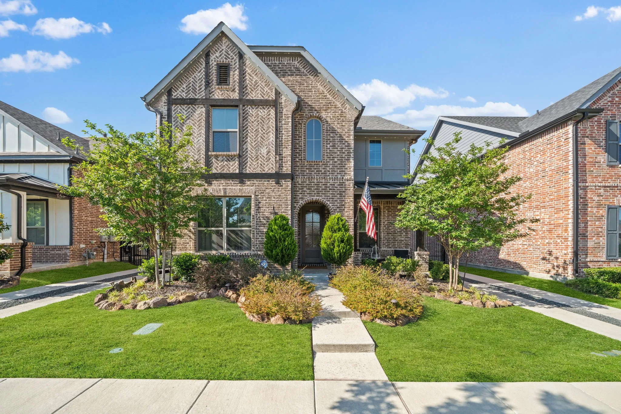Single Family Residence For Rent in Grayson County , 1908 Temple Hill, Van Alstyne, Texas 75495, 3 Bedroom, 3 Bathroom, 2 Garage spaces, 2,345 Sqft, built in 2022, mls#21364659, Real Estate Agent in Van Alstyne, Homes For Rent in Grayson county, Homes For Rent in Van Alstyne, Realtor in Van Alstyne Texas, Real Estate Brokerage Independent Realty Texas, Luminita Cordes Realtor