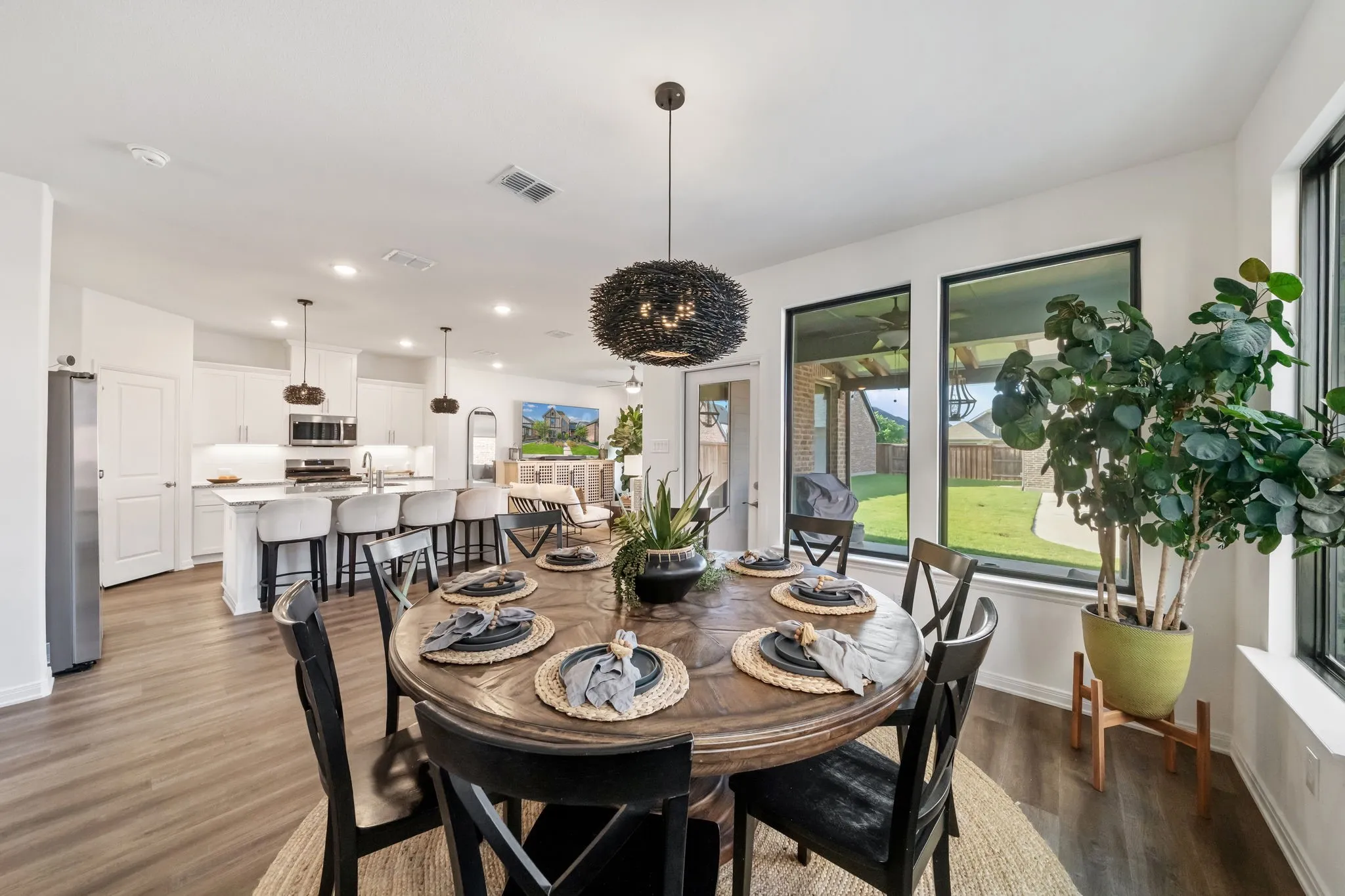 Single Family Residence For Rent in Grayson County , 1908 Temple Hill, Van Alstyne, Texas 75495, 3 Bedroom, 3 Bathroom, 2 Garage spaces, 2,345 Sqft, built in 2022, mls#21364659, Real Estate Agent in Van Alstyne, Homes For Rent in Grayson county, Homes For Rent in Van Alstyne, Realtor in Van Alstyne Texas, Real Estate Brokerage Independent Realty Texas, Luminita Cordes Realtor