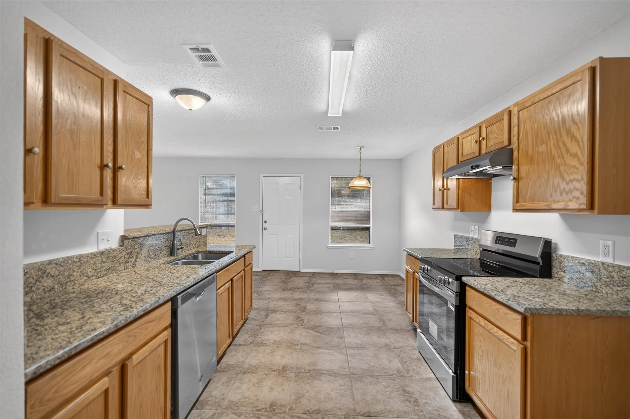 Single Family Residence For Sale in Dallas County , 3312 Knoll Trail, Balch Springs, Texas 75180, 4 Bedroom, 2 Bathroom, 2 Garage spaces, 1,456 Sqft, built in 2005, mls#21371708, Real Estate Agent in Balch Springs, Homes For Sale in Dallas county, Homes For Sale in Balch Springs, Realtor in Balch Springs Texas, Real Estate Brokerage Independent Realty Texas, Luminita Cordes Realtor