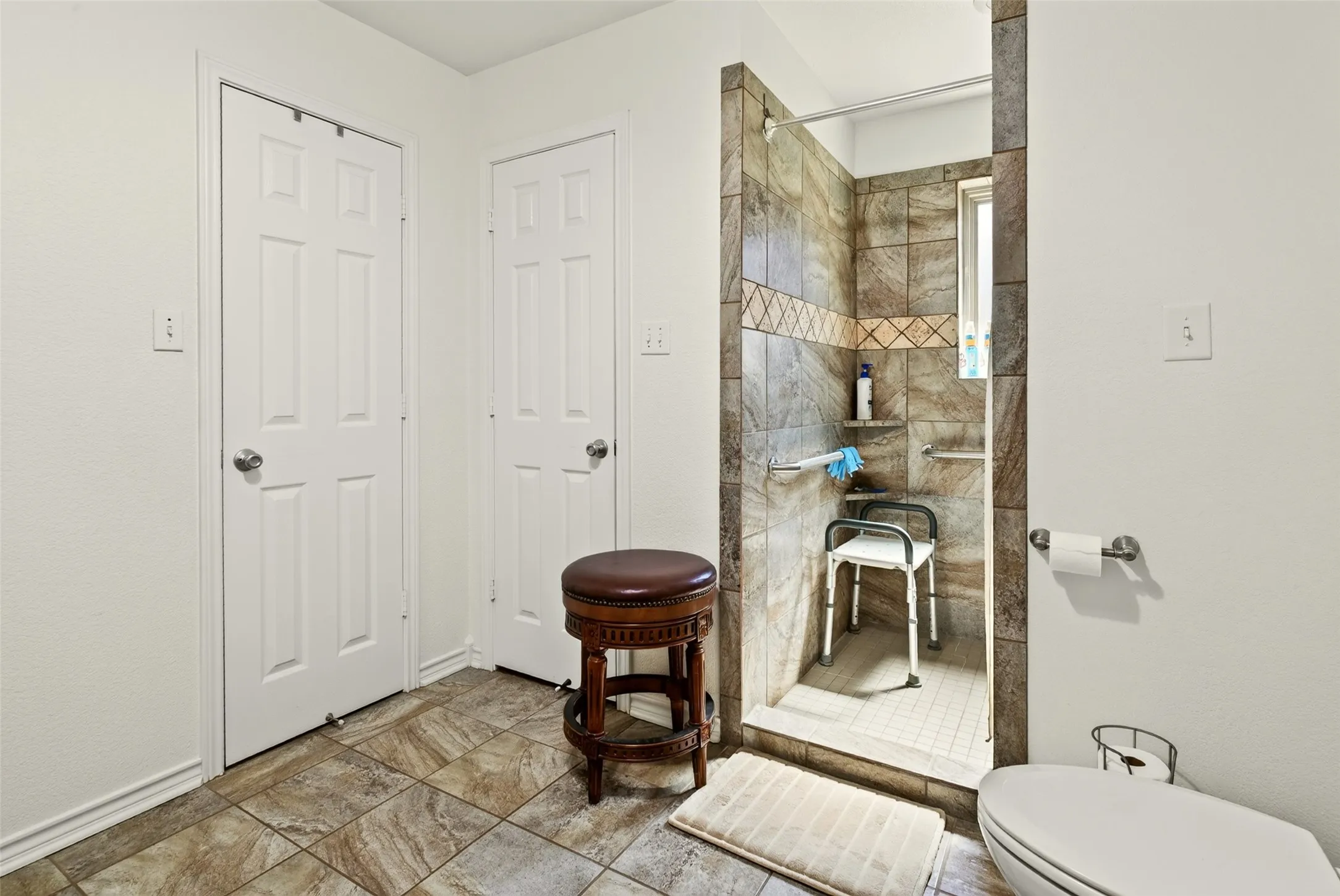 Single Family Residence For Sale in Coryell County , 11121 E HWY 84, Gatesville, Texas 76528, 2 Bedroom, 2 Bathroom, Garage spaces, 1,492 Sqft, built in 1997, mls#21364563, Real Estate Agent in Gatesville, Homes For Sale in Coryell county, Homes For Sale in Gatesville, Realtor in Gatesville Texas, Real Estate Brokerage Independent Realty Texas, Luminita Cordes Realtor