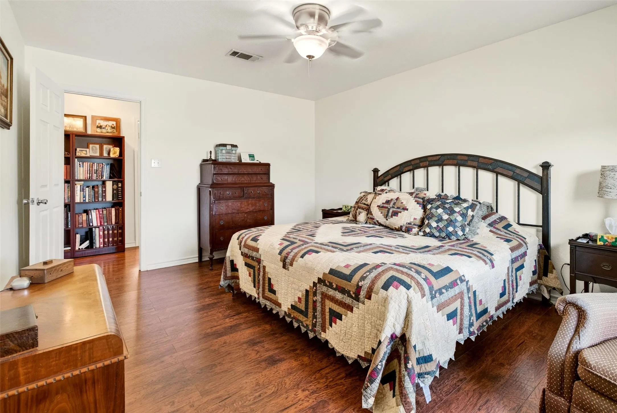 Single Family Residence For Sale in Coryell County , 11121 E HWY 84, Gatesville, Texas 76528, 2 Bedroom, 2 Bathroom, Garage spaces, 1,492 Sqft, built in 1997, mls#21364563, Real Estate Agent in Gatesville, Homes For Sale in Coryell county, Homes For Sale in Gatesville, Realtor in Gatesville Texas, Real Estate Brokerage Independent Realty Texas, Luminita Cordes Realtor