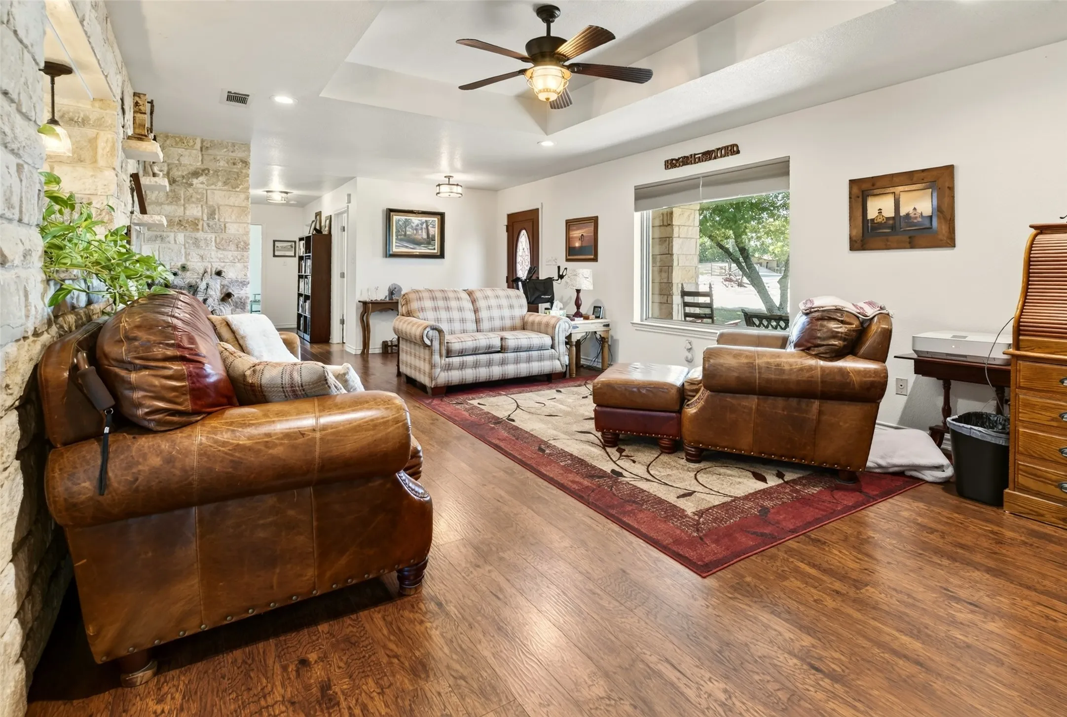Single Family Residence For Sale in Coryell County , 11121 E HWY 84, Gatesville, Texas 76528, 2 Bedroom, 2 Bathroom, Garage spaces, 1,492 Sqft, built in 1997, mls#21364563, Real Estate Agent in Gatesville, Homes For Sale in Coryell county, Homes For Sale in Gatesville, Realtor in Gatesville Texas, Real Estate Brokerage Independent Realty Texas, Luminita Cordes Realtor