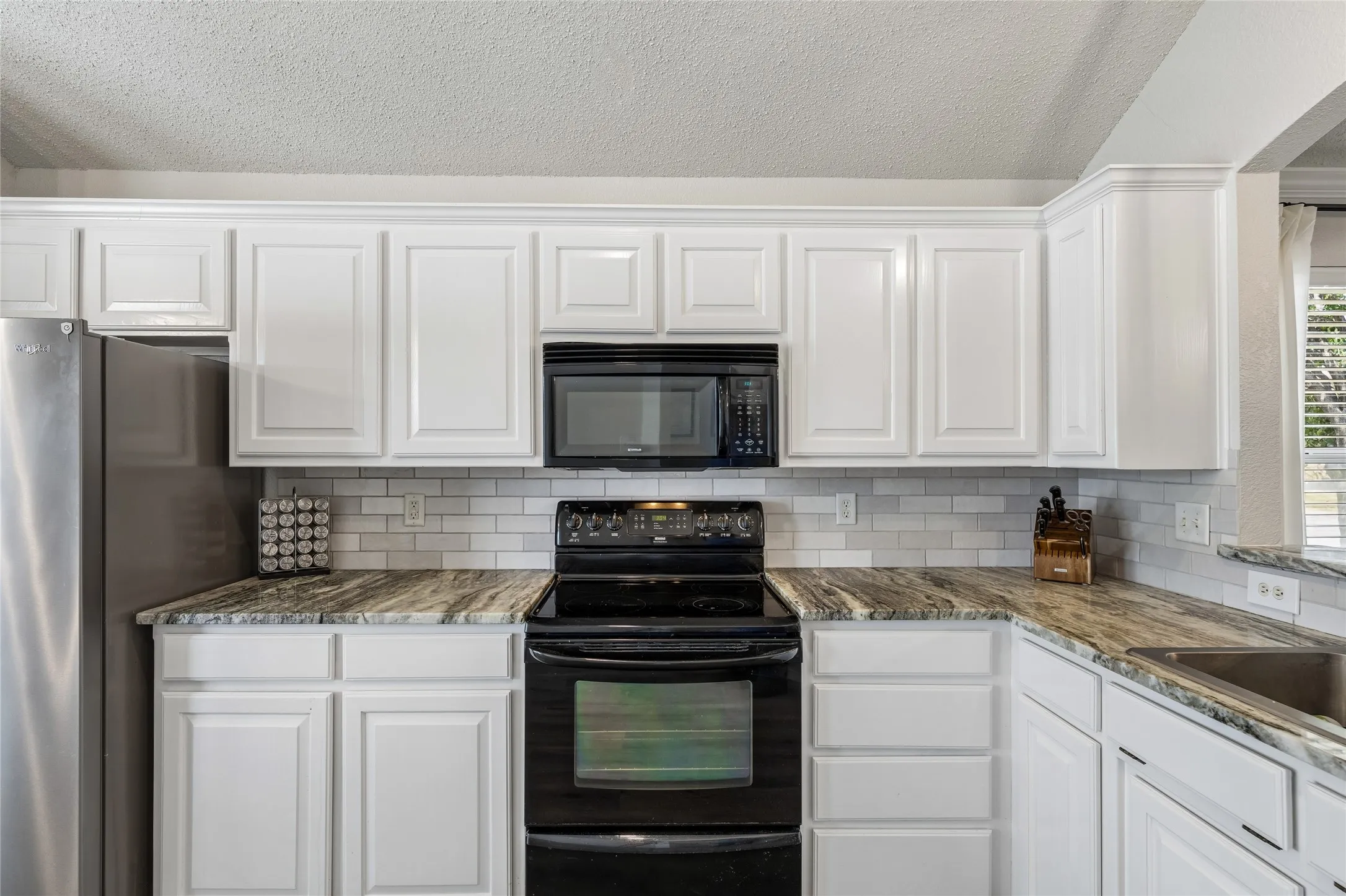Single Family Residence For Sale in Tarrant County , 4600 Wheatland Drive, Fort Worth, Texas 76179, 3 Bedroom, 2 Bathroom, 2 Garage spaces, 1,790 Sqft, built in 2003, mls#21366247, Real Estate Agent in Fort Worth, Homes For Sale in Tarrant county, Homes For Sale in Fort Worth, Realtor in Fort Worth Texas, Real Estate Brokerage Independent Realty Texas, Luminita Cordes Realtor