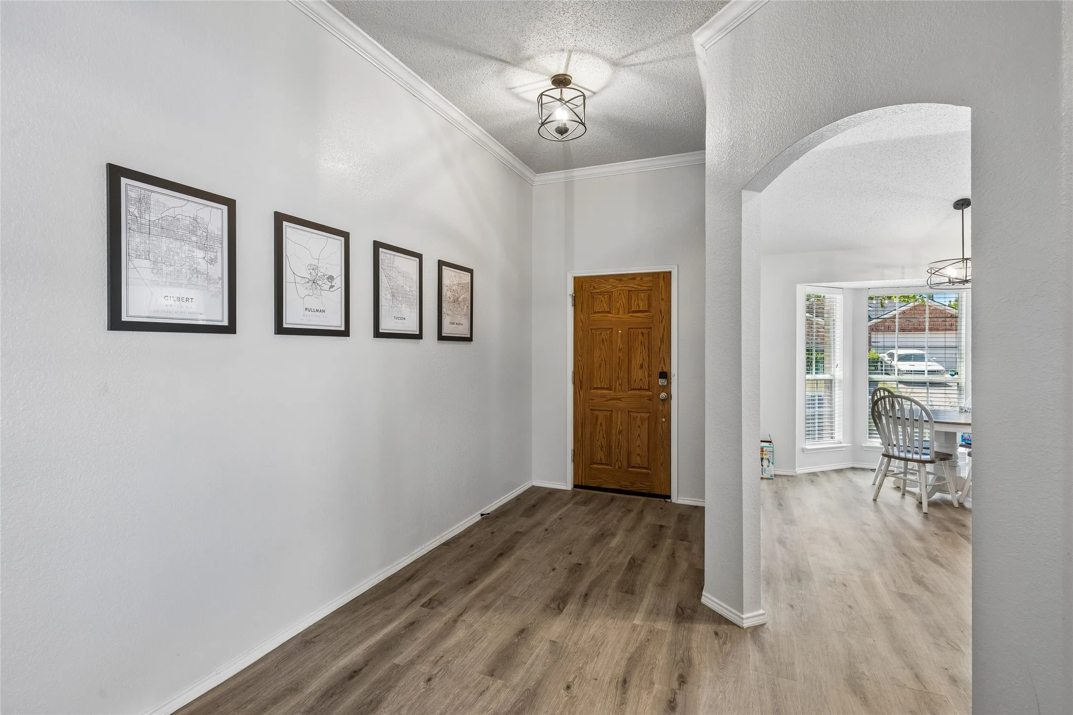 Single Family Residence For Sale in Tarrant County , 4600 Wheatland Drive, Fort Worth, Texas 76179, 3 Bedroom, 2 Bathroom, 2 Garage spaces, 1,790 Sqft, built in 2003, mls#21366247, Real Estate Agent in Fort Worth, Homes For Sale in Tarrant county, Homes For Sale in Fort Worth, Realtor in Fort Worth Texas, Real Estate Brokerage Independent Realty Texas, Luminita Cordes Realtor