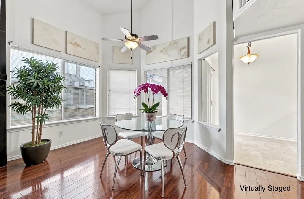 Condominium For Sale in Dallas County , 821 Dublin Drive 249, Richardson, Texas 75080, 3 Bedroom, 2 Bathroom, Garage spaces, 1,365 Sqft, built in 1981, mls#21353264, Real Estate Agent in Richardson, Homes For Sale in Dallas county, Homes For Sale in Richardson, Realtor in Richardson Texas, Real Estate Brokerage Independent Realty Texas, Luminita Cordes Realtor