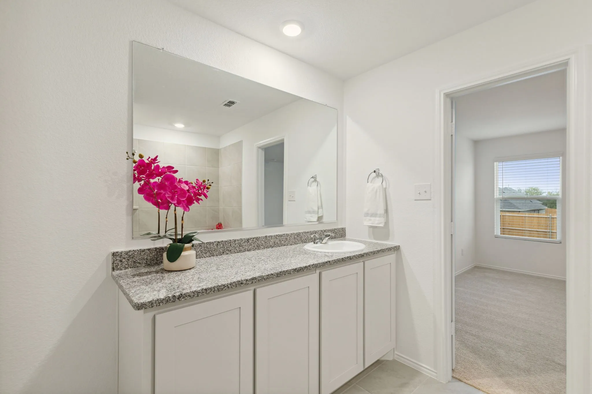 Single Family Residence For Rent in Tarrant County , 2517 Bunkerton Drive, Fort Worth, Texas 76179, 4 Bedroom, 2 Bathroom, 2 Garage spaces, 1,690 Sqft, built in 2023, mls#21371716, Real Estate Agent in Fort Worth, Homes For Rent in Tarrant county, Homes For Rent in Fort Worth, Realtor in Fort Worth Texas, Real Estate Brokerage Independent Realty Texas, Luminita Cordes Realtor