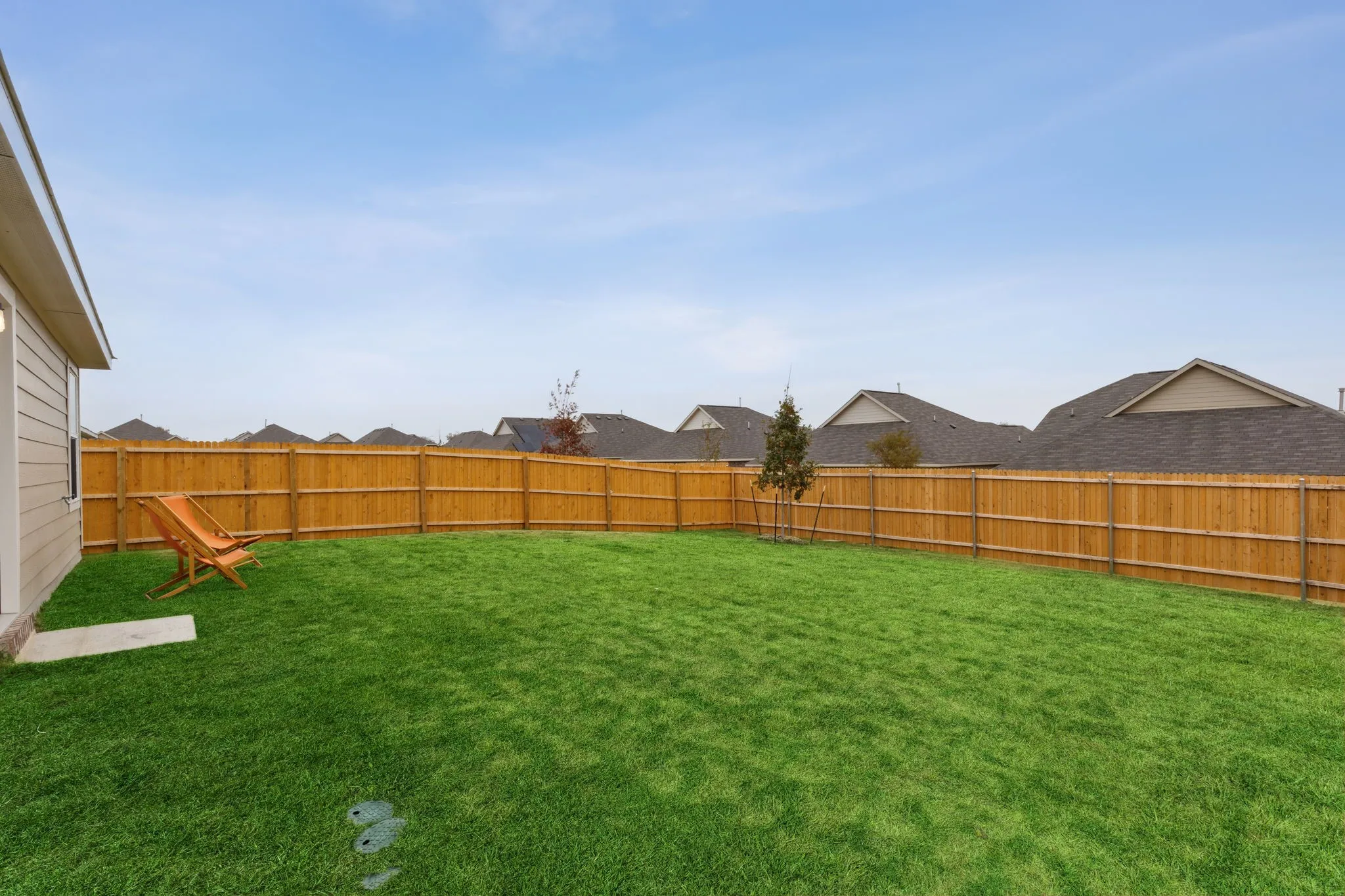 Single Family Residence For Rent in Tarrant County , 2517 Bunkerton Drive, Fort Worth, Texas 76179, 4 Bedroom, 2 Bathroom, 2 Garage spaces, 1,690 Sqft, built in 2023, mls#21371716, Real Estate Agent in Fort Worth, Homes For Rent in Tarrant county, Homes For Rent in Fort Worth, Realtor in Fort Worth Texas, Real Estate Brokerage Independent Realty Texas, Luminita Cordes Realtor