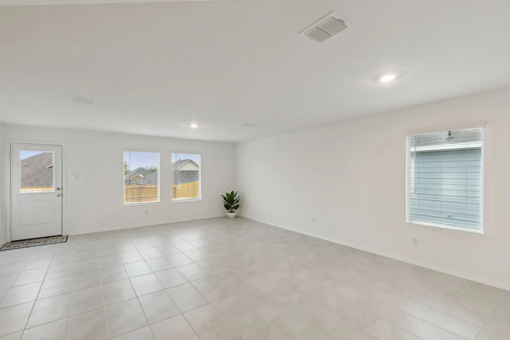 Single Family Residence For Rent in Tarrant County , 2517 Bunkerton Drive, Fort Worth, Texas 76179, 4 Bedroom, 2 Bathroom, 2 Garage spaces, 1,690 Sqft, built in 2023, mls#21371716, Real Estate Agent in Fort Worth, Homes For Rent in Tarrant county, Homes For Rent in Fort Worth, Realtor in Fort Worth Texas, Real Estate Brokerage Independent Realty Texas, Luminita Cordes Realtor