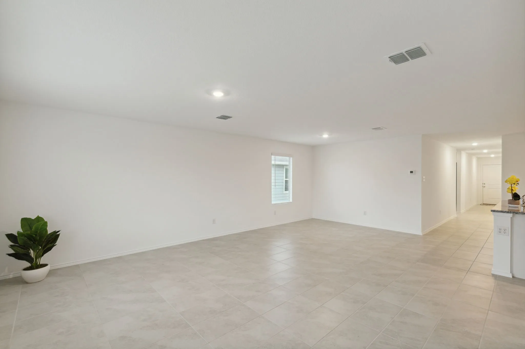Single Family Residence For Rent in Tarrant County , 2517 Bunkerton Drive, Fort Worth, Texas 76179, 4 Bedroom, 2 Bathroom, 2 Garage spaces, 1,690 Sqft, built in 2023, mls#21371716, Real Estate Agent in Fort Worth, Homes For Rent in Tarrant county, Homes For Rent in Fort Worth, Realtor in Fort Worth Texas, Real Estate Brokerage Independent Realty Texas, Luminita Cordes Realtor
