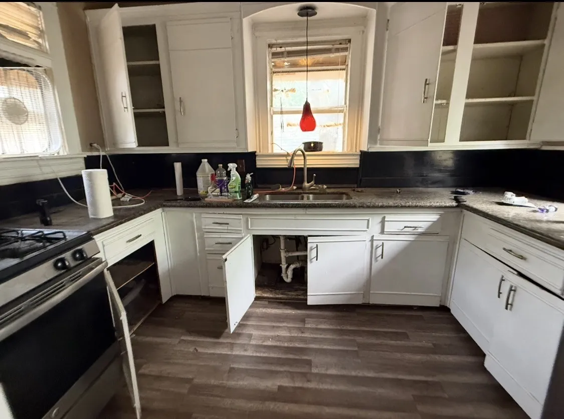 Single Family Residence For Sale in Collin County , 1018 N College Street, Mc Kinney, Texas 75069, 0, 0, 2 Garage spaces, 1,815 Sqft, built in 1960, mls#21371715, Real Estate Agent in Mc Kinney, Homes For Sale in Collin county, Homes For Sale in Mc Kinney, Realtor in Mc Kinney Texas, Real Estate Brokerage Independent Realty Texas, Luminita Cordes Realtor