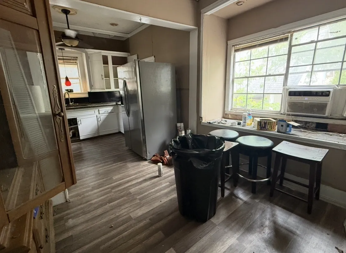 Single Family Residence For Sale in Collin County , 1018 N College Street, Mc Kinney, Texas 75069, 0, 0, 2 Garage spaces, 1,815 Sqft, built in 1960, mls#21371715, Real Estate Agent in Mc Kinney, Homes For Sale in Collin county, Homes For Sale in Mc Kinney, Realtor in Mc Kinney Texas, Real Estate Brokerage Independent Realty Texas, Luminita Cordes Realtor