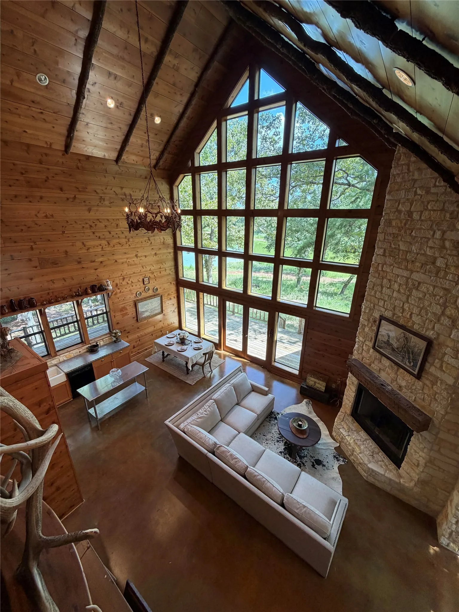 Farm For Sale in Anderson County , 961 County Road 484, Palestine, Texas 75803, 3 Bedroom, 3 Bathroom, 1 Garage spaces, 1,934 Sqft, built in 2000, mls#21363713, Real Estate Agent in Palestine, Homes For Sale in Anderson county, Homes For Sale in Palestine, Realtor in Palestine Texas, Real Estate Brokerage Independent Realty Texas, Luminita Cordes Realtor