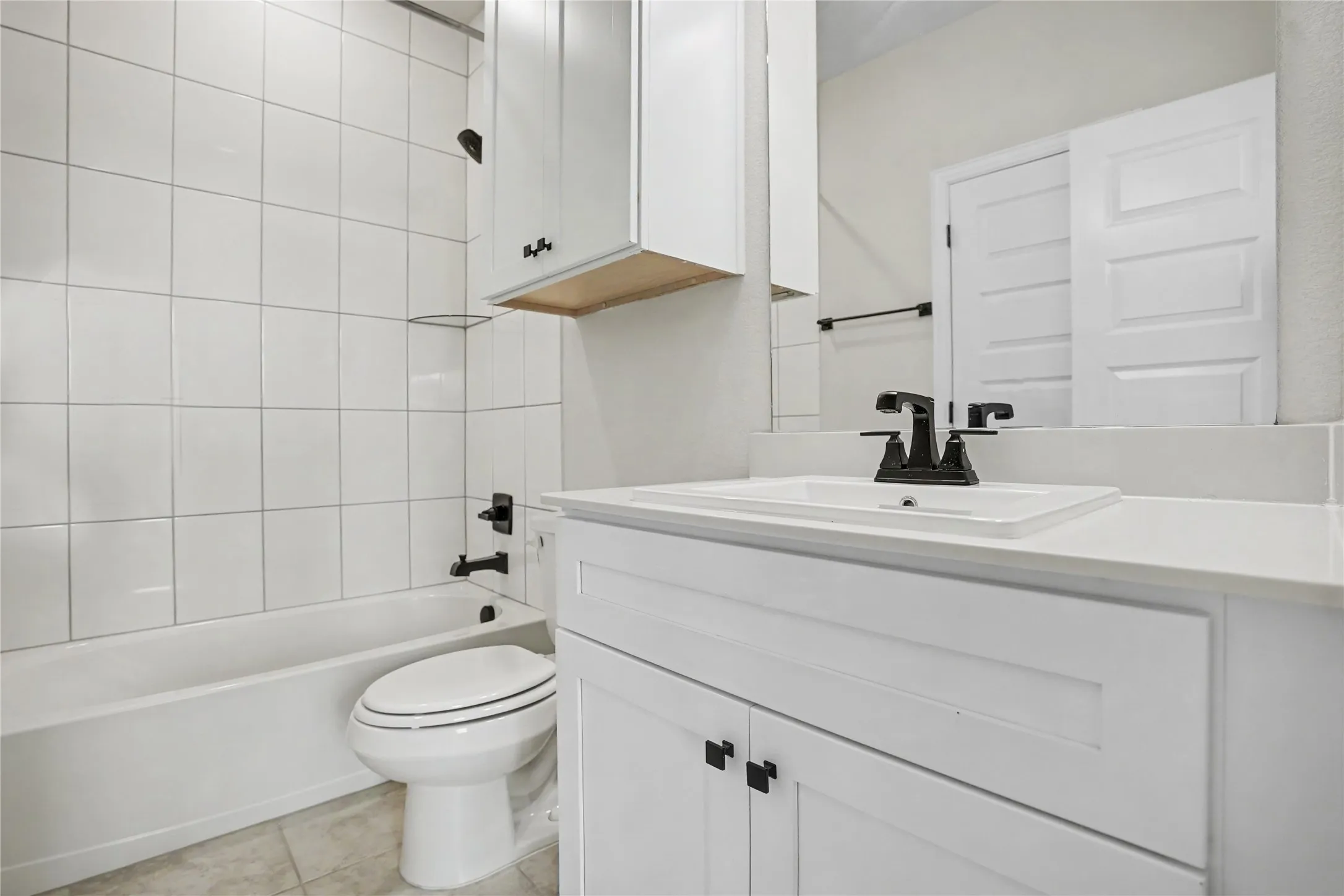 Single Family Residence For Sale in Ellis County , 1830 Silver Birch Road, Waxahachie, Texas 75165, 5 Bedroom, 4 Bathroom, 2 Garage spaces, 3,499 Sqft, built in 2024, mls#21370861, Real Estate Agent in Waxahachie, Homes For Sale in Ellis county, Homes For Sale in Waxahachie, Realtor in Waxahachie Texas, Real Estate Brokerage Independent Realty Texas, Luminita Cordes Realtor