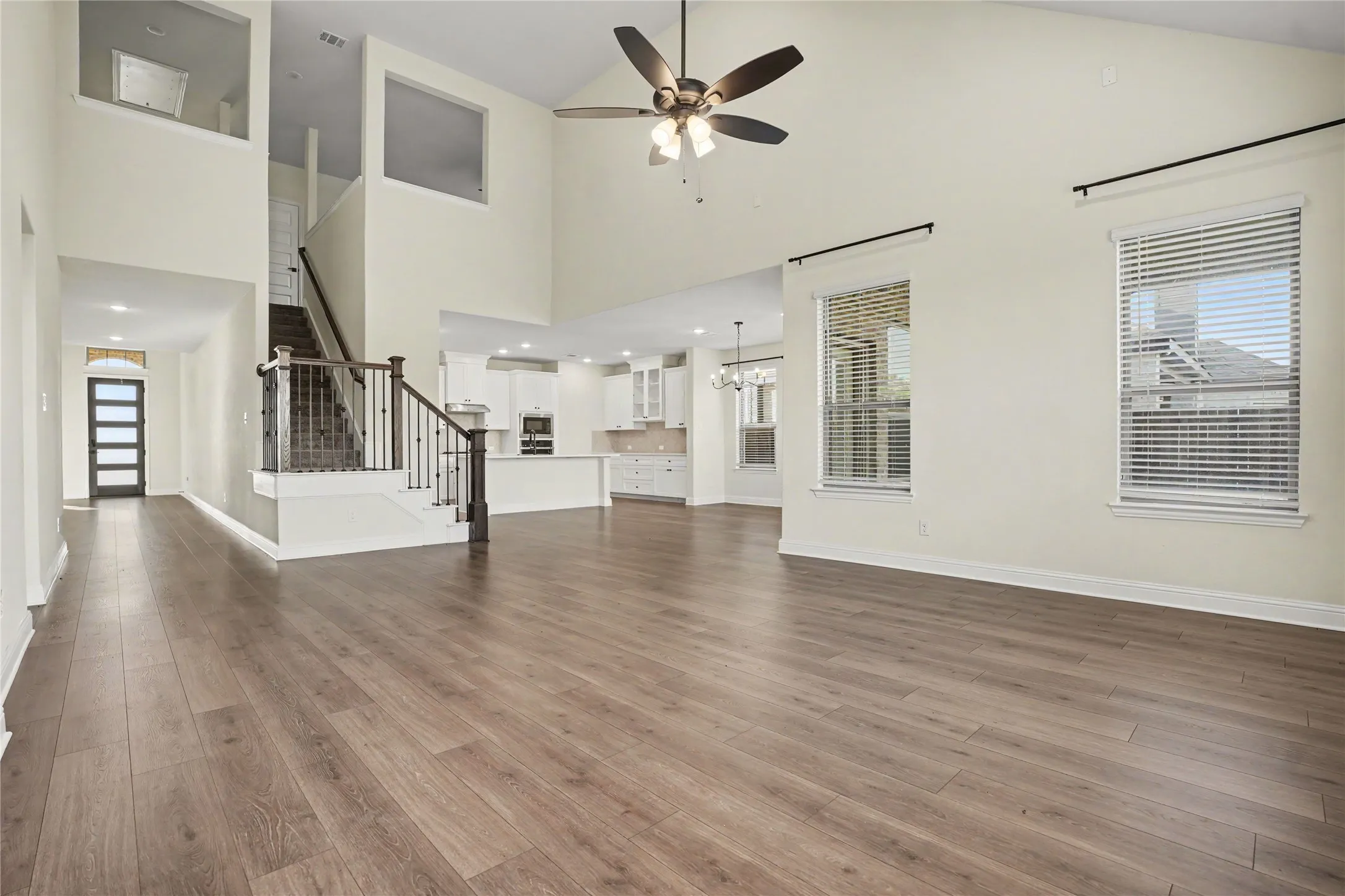 Single Family Residence For Sale in Ellis County , 1830 Silver Birch Road, Waxahachie, Texas 75165, 5 Bedroom, 4 Bathroom, 2 Garage spaces, 3,499 Sqft, built in 2024, mls#21370861, Real Estate Agent in Waxahachie, Homes For Sale in Ellis county, Homes For Sale in Waxahachie, Realtor in Waxahachie Texas, Real Estate Brokerage Independent Realty Texas, Luminita Cordes Realtor