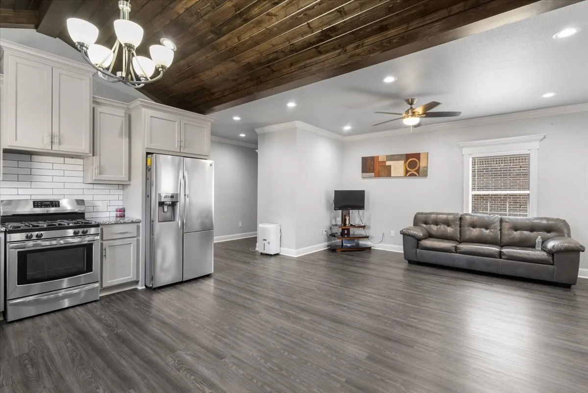 Single Family Residence For Sale in Smith County , 16136 County Road 1134=, Tyler, Texas 75709, 5 Bedroom, 3 Bathroom, 2 Garage spaces, 2,680 Sqft, built in 2022, mls#21371725, Real Estate Agent in Tyler, Homes For Sale in Smith county, Homes For Sale in Tyler, Realtor in Tyler Texas, Real Estate Brokerage Independent Realty Texas, Luminita Cordes Realtor