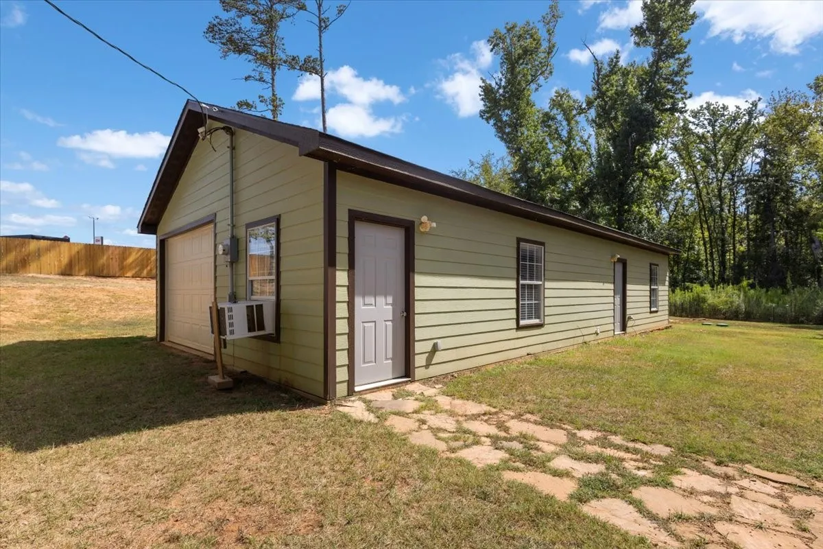 Single Family Residence For Sale in Smith County , 16136 County Road 1134=, Tyler, Texas 75709, 5 Bedroom, 3 Bathroom, 2 Garage spaces, 2,680 Sqft, built in 2022, mls#21371725, Real Estate Agent in Tyler, Homes For Sale in Smith county, Homes For Sale in Tyler, Realtor in Tyler Texas, Real Estate Brokerage Independent Realty Texas, Luminita Cordes Realtor