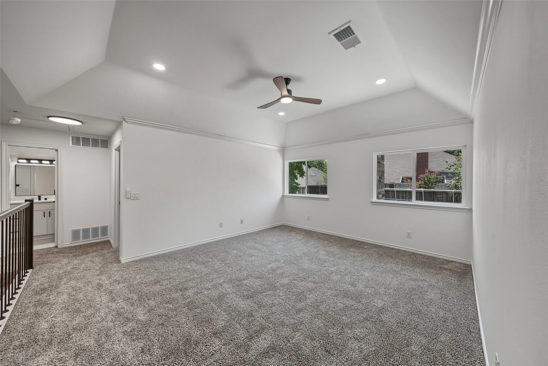 Single Family Residence For Sale in Collin County , 5203 N Briar Ridge Circle, Mc Kinney, Texas 75072, 4 Bedroom, 3 Bathroom, 2 Garage spaces, 2,669 Sqft, built in 1991, mls#21371653, Real Estate Agent in Mc Kinney, Homes For Sale in Collin county, Homes For Sale in Mc Kinney, Realtor in Mc Kinney Texas, Real Estate Brokerage Independent Realty Texas, Luminita Cordes Realtor