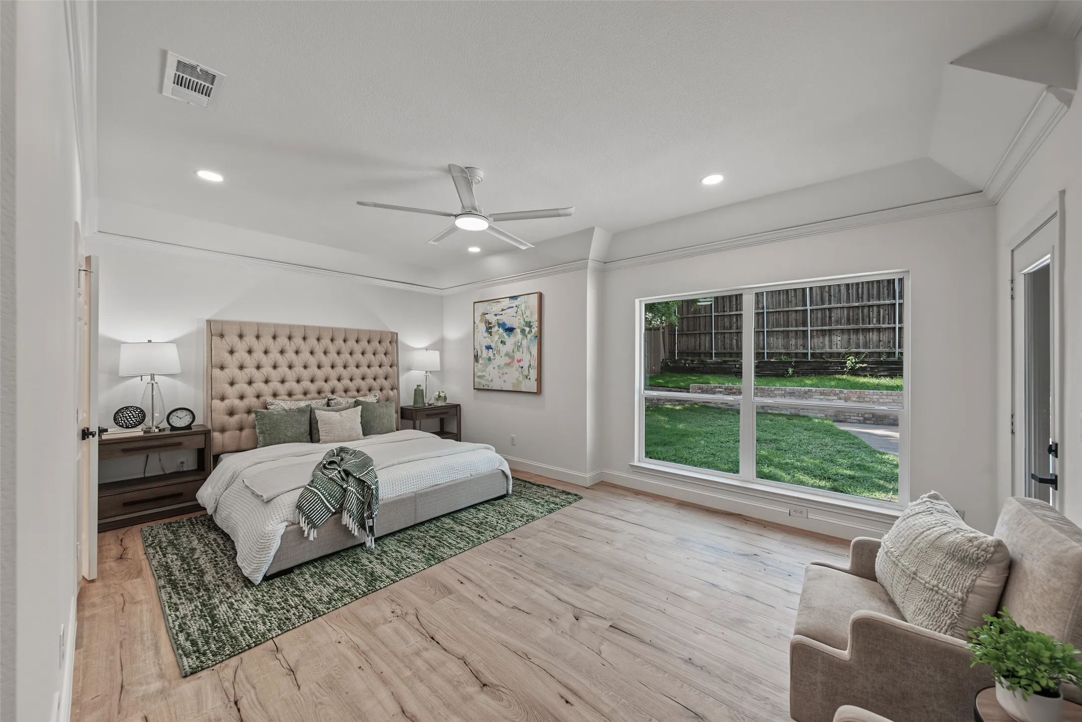 Single Family Residence For Sale in Collin County , 5203 N Briar Ridge Circle, Mc Kinney, Texas 75072, 4 Bedroom, 3 Bathroom, 2 Garage spaces, 2,669 Sqft, built in 1991, mls#21371653, Real Estate Agent in Mc Kinney, Homes For Sale in Collin county, Homes For Sale in Mc Kinney, Realtor in Mc Kinney Texas, Real Estate Brokerage Independent Realty Texas, Luminita Cordes Realtor