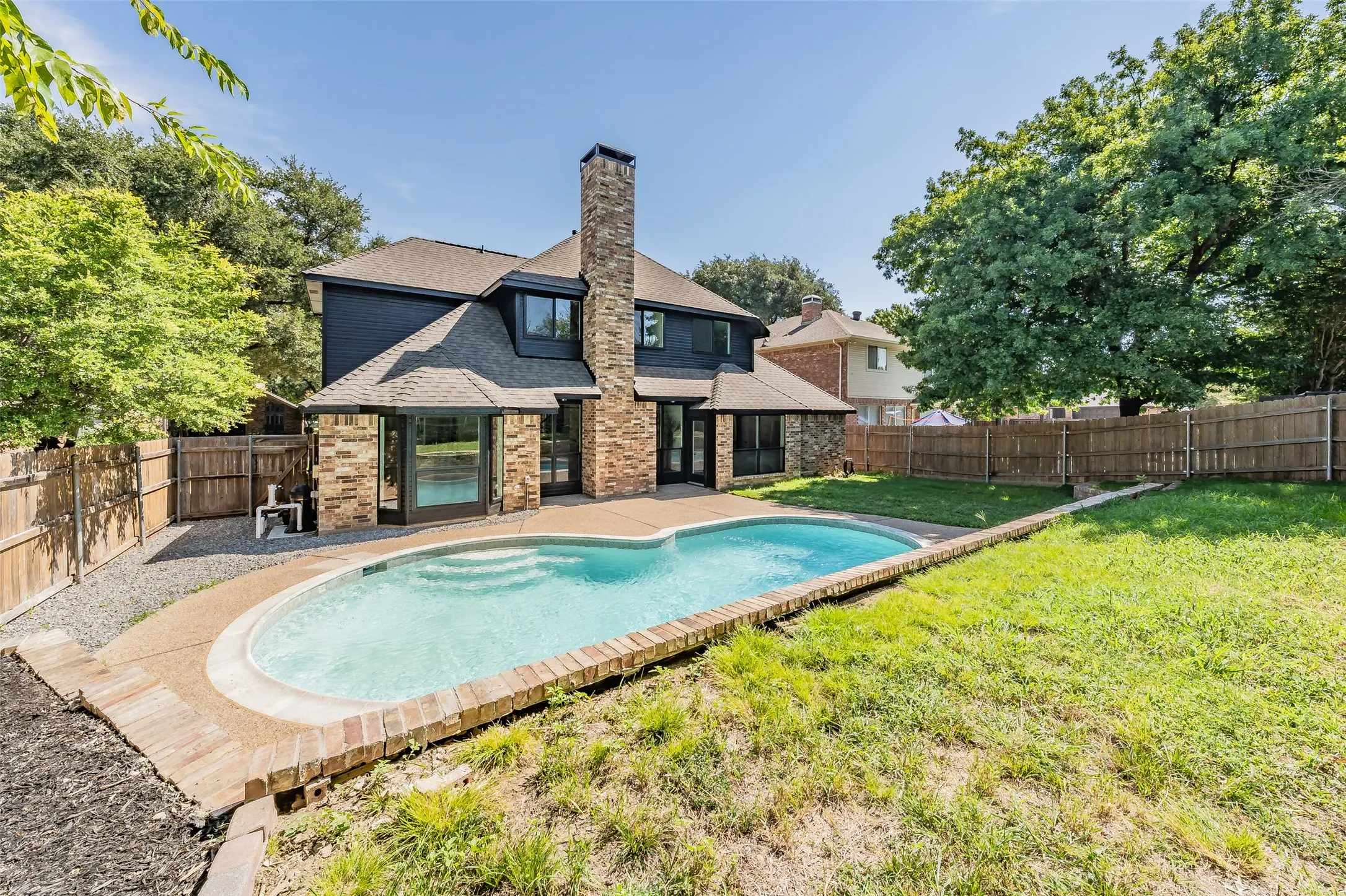 Single Family Residence For Sale in Collin County , 5203 N Briar Ridge Circle, Mc Kinney, Texas 75072, 4 Bedroom, 3 Bathroom, 2 Garage spaces, 2,669 Sqft, built in 1991, mls#21371653, Real Estate Agent in Mc Kinney, Homes For Sale in Collin county, Homes For Sale in Mc Kinney, Realtor in Mc Kinney Texas, Real Estate Brokerage Independent Realty Texas, Luminita Cordes Realtor