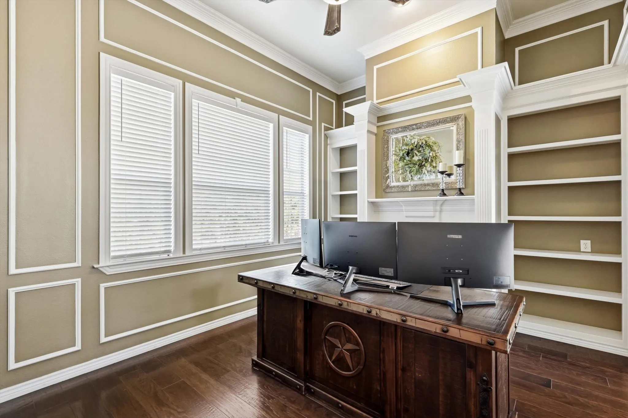 Single Family Residence For Sale in Denton County , 680 Chaparral Court, Highland Village, Texas 75077, 5 Bedroom, 4 Bathroom, 3 Garage spaces, 3,652 Sqft, built in 1995, mls#21359060, Real Estate Agent in Highland Village, Homes For Sale in Denton county, Homes For Sale in Highland Village, Realtor in Highland Village Texas, Real Estate Brokerage Independent Realty Texas, Luminita Cordes Realtor