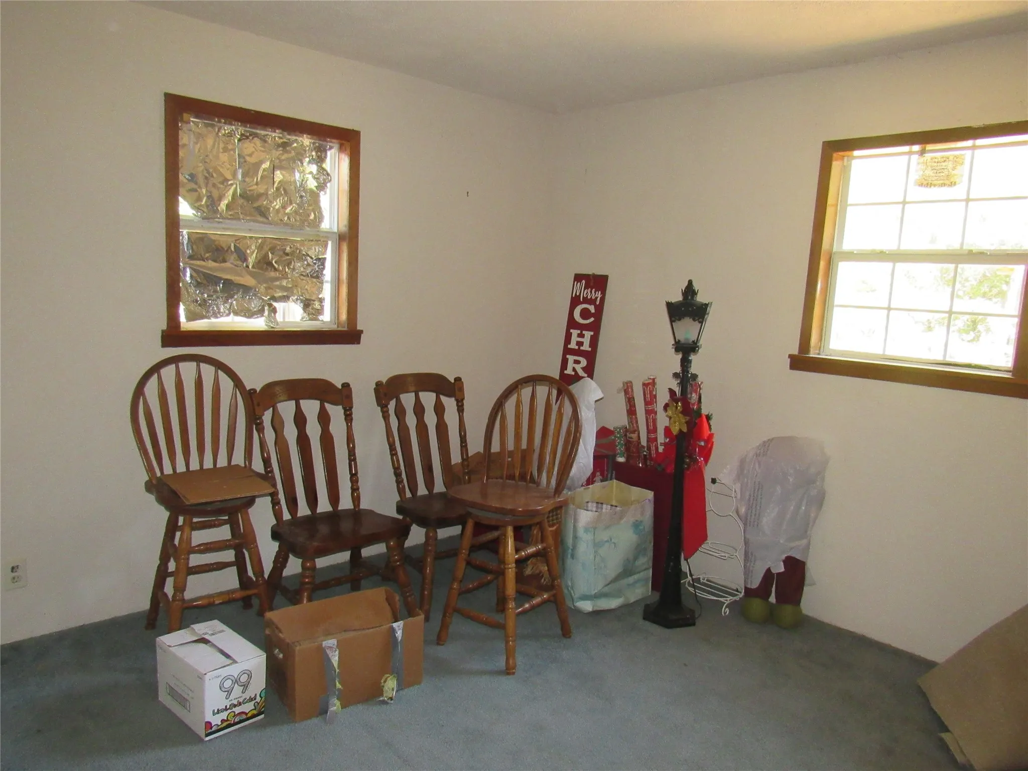 Single Family Residence For Sale in Grayson County , 17700 FM 901, Gordonville, Texas 76245, 3 Bedroom, 2 Bathroom, 2 Garage spaces, 1,898 Sqft, built in 1982, mls#21358274, Real Estate Agent in Gordonville, Homes For Sale in Grayson county, Homes For Sale in Gordonville, Realtor in Gordonville Texas, Real Estate Brokerage Independent Realty Texas, Luminita Cordes Realtor