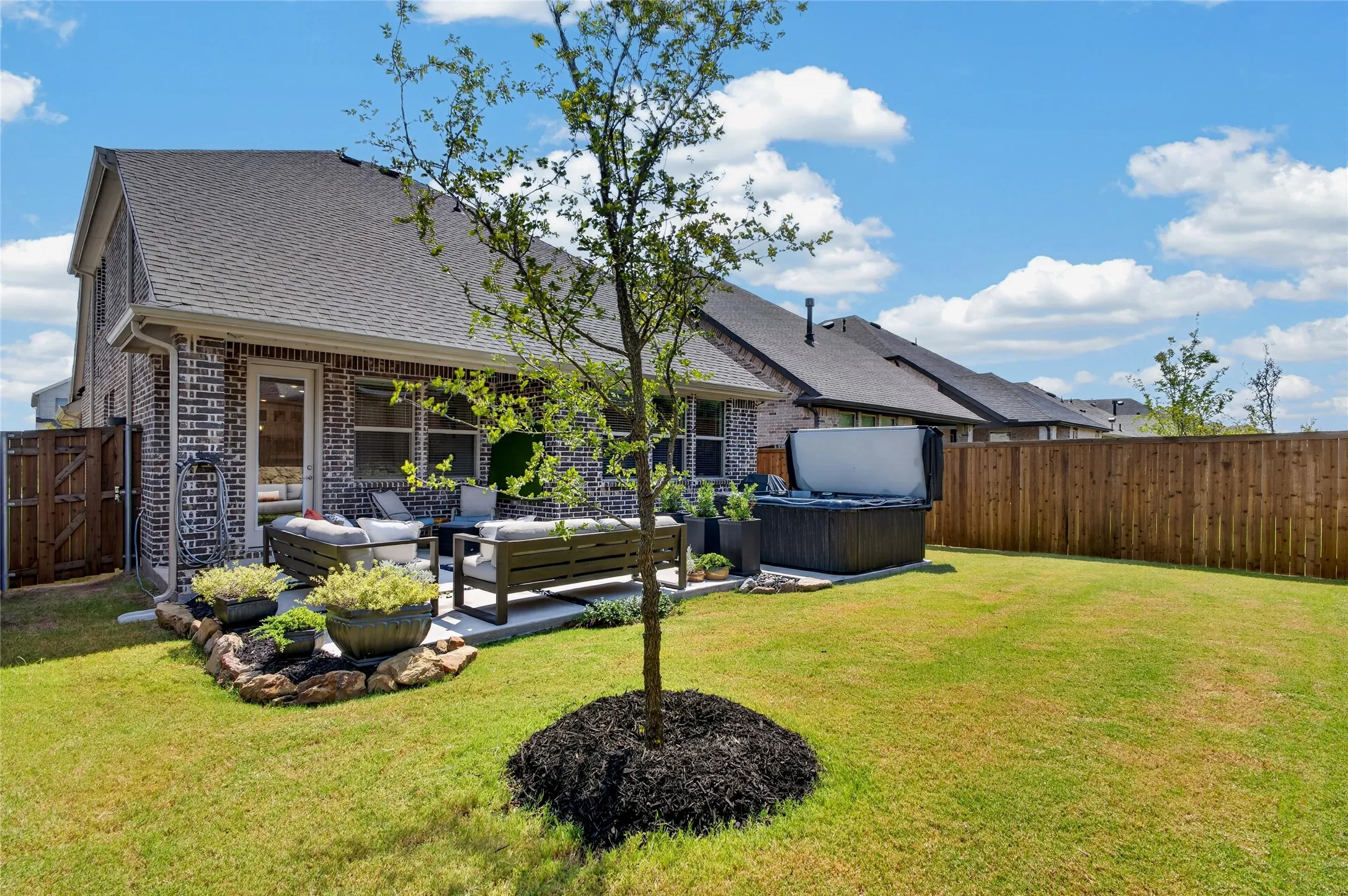 Lots of space to spread out in this backyard