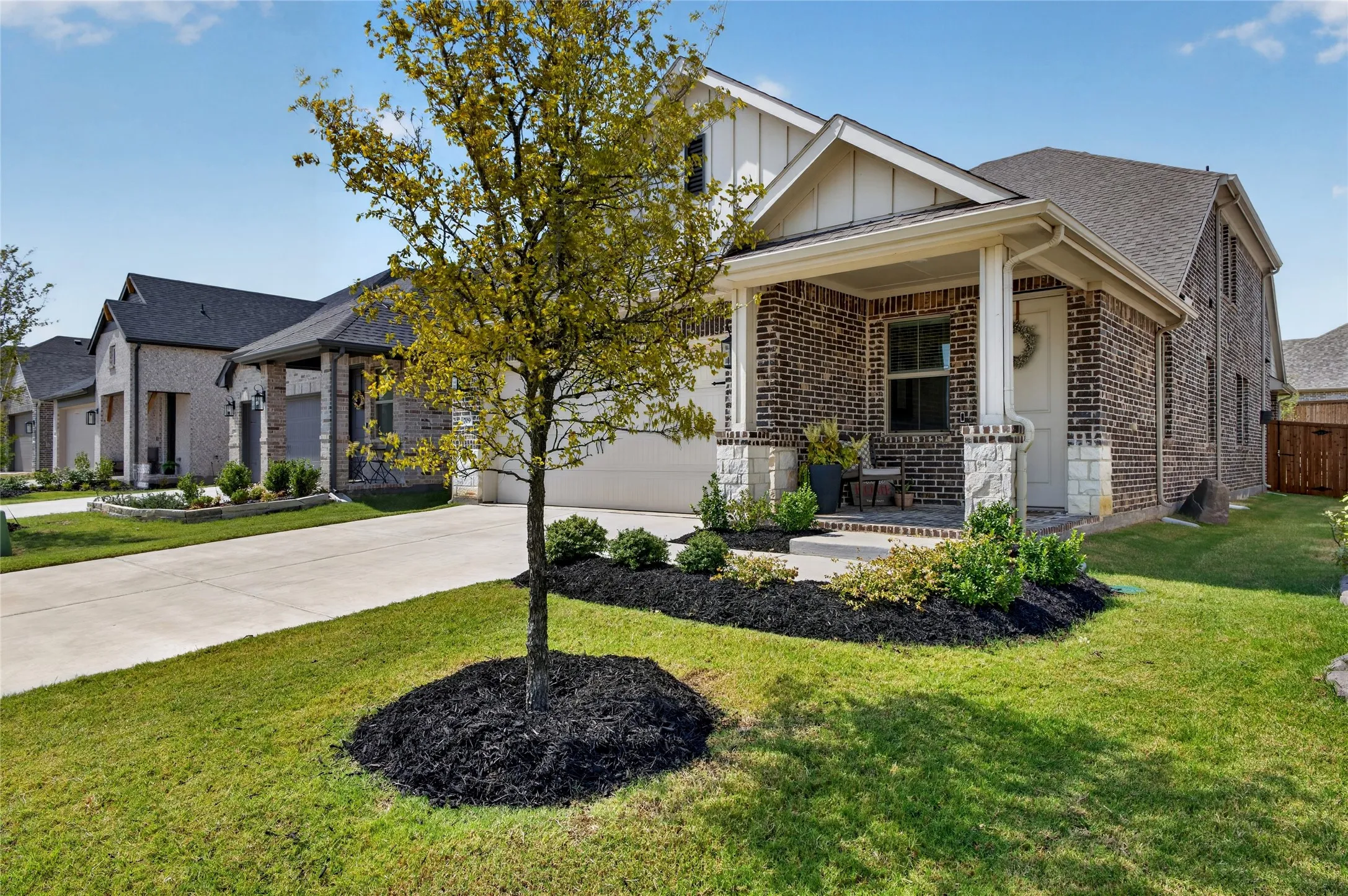 Single Family Residence For Sale in Grayson County , 709 Sunflower Trail, Sherman, Texas 75092, 3 Bedroom, 3 Bathroom, 2 Garage spaces, 2,026 Sqft, built in 2025, mls#21367095, Real Estate Agent in Sherman, Homes For Sale in Grayson county, Homes For Sale in Sherman, Realtor in Sherman Texas, Real Estate Brokerage Independent Realty Texas, Luminita Cordes Realtor