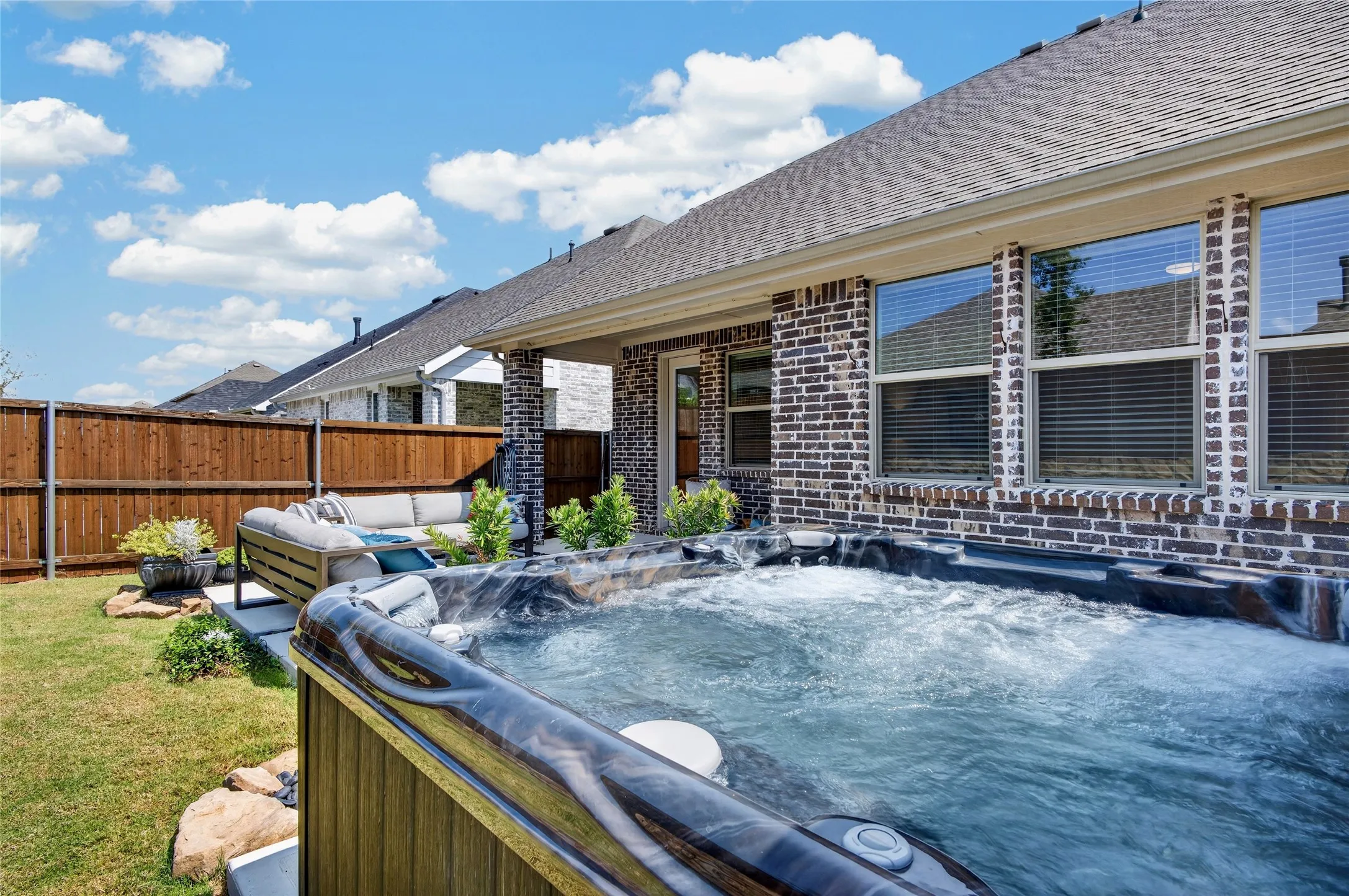 Hot tub installed late 2025-like new!