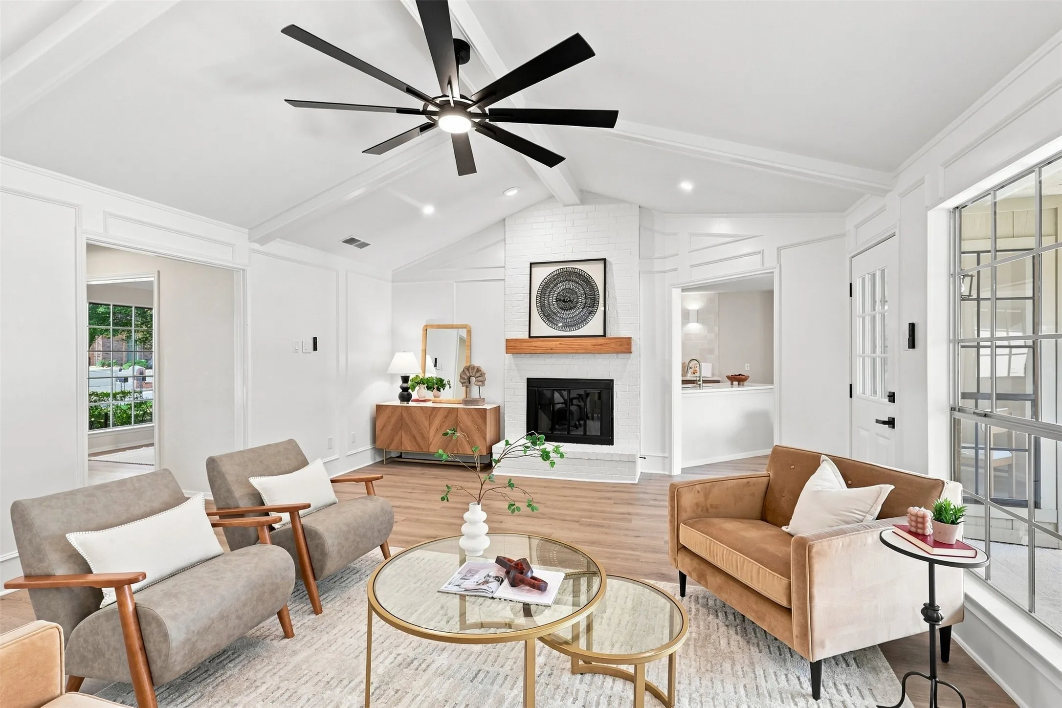 Single Family Residence For Sale in Collin County , 2411 Aspen Street, Richardson, Texas 75082, 4 Bedroom, 4 Bathroom, 2 Garage spaces, 2,692 Sqft, built in 1981, mls#21353471, Real Estate Agent in Richardson, Homes For Sale in Collin county, Homes For Sale in Richardson, Realtor in Richardson Texas, Real Estate Brokerage Independent Realty Texas, Luminita Cordes Realtor