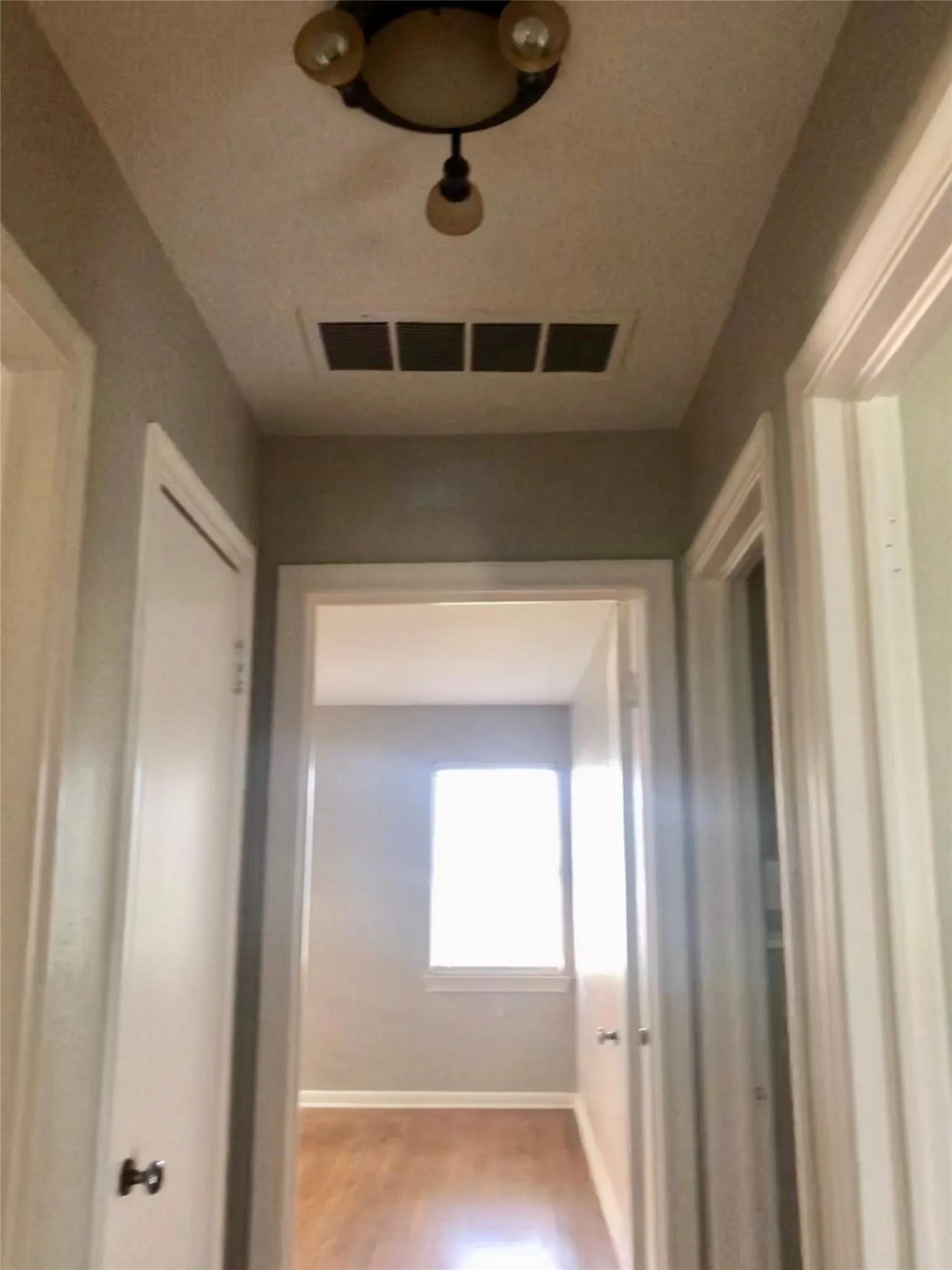 Single Family Residence For Sale in Dallas County , 414 Pittman Street, Richardson, Texas 75081, 2 Bedroom, 2 Bathroom, 1 Garage spaces, 1,485 Sqft, built in 1953, mls#21370815, Real Estate Agent in Richardson, Homes For Sale in Dallas county, Homes For Sale in Richardson, Realtor in Richardson Texas, Real Estate Brokerage Independent Realty Texas, Luminita Cordes Realtor