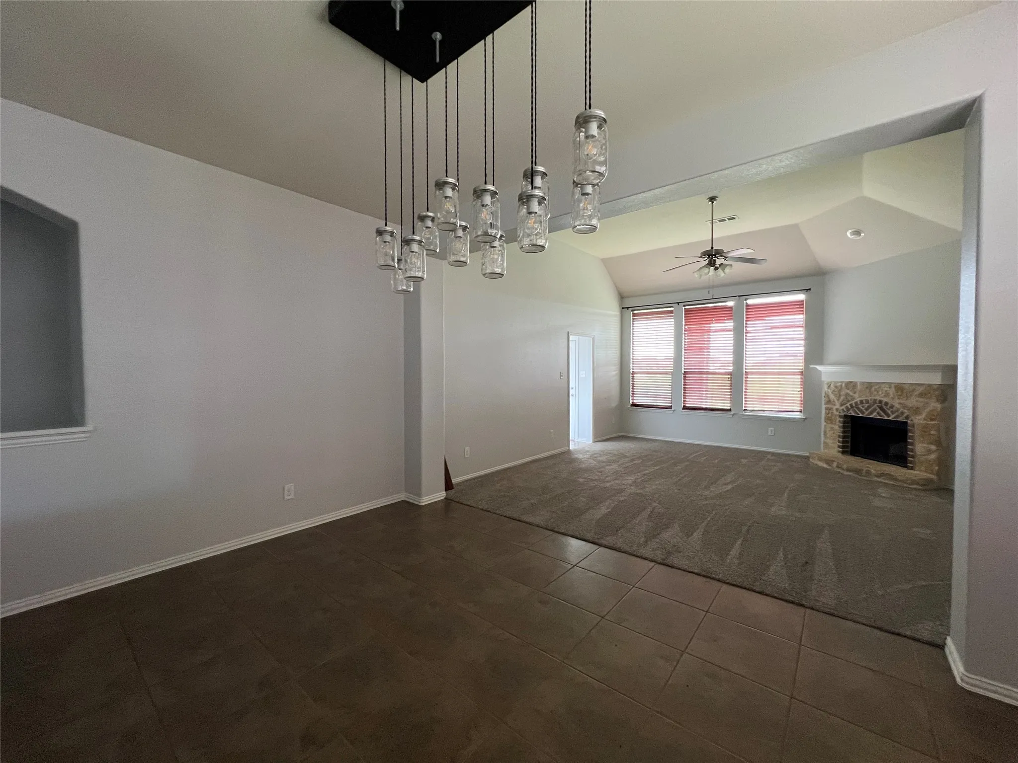 Single Family Residence For Rent in Tarrant County , 9405 Drovers View Trail, Fort Worth, Texas 76131, 4 Bedroom, 3 Bathroom, 2 Garage spaces, 2,064 Sqft, built in 2010, mls#21371739, Real Estate Agent in Fort Worth, Homes For Rent in Tarrant county, Homes For Rent in Fort Worth, Realtor in Fort Worth Texas, Real Estate Brokerage Independent Realty Texas, Luminita Cordes Realtor