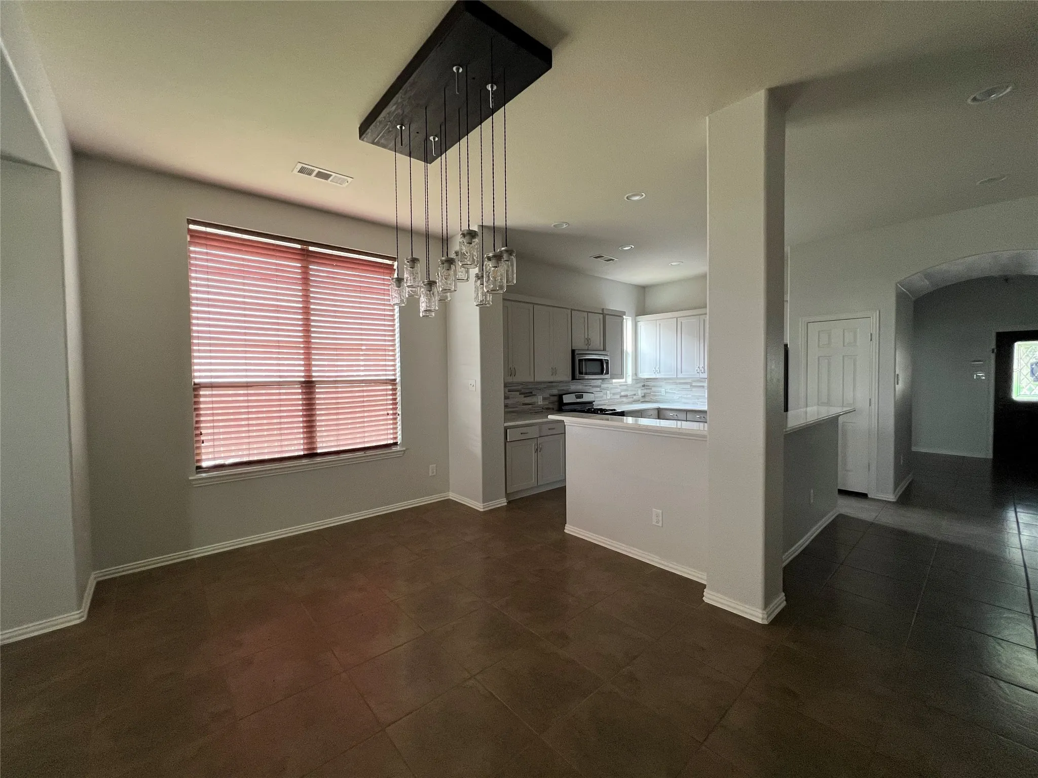Single Family Residence For Rent in Tarrant County , 9405 Drovers View Trail, Fort Worth, Texas 76131, 4 Bedroom, 3 Bathroom, 2 Garage spaces, 2,064 Sqft, built in 2010, mls#21371739, Real Estate Agent in Fort Worth, Homes For Rent in Tarrant county, Homes For Rent in Fort Worth, Realtor in Fort Worth Texas, Real Estate Brokerage Independent Realty Texas, Luminita Cordes Realtor