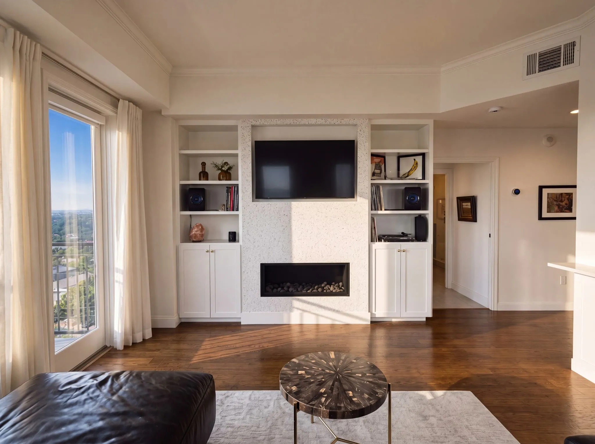 Condominium For Sale in Dallas County , 4611 Travis Street 1100, Dallas, Texas 75205, 1 Bedroom, 1 Bathroom, 2 Garage spaces, 956 Sqft, built in 2000, mls#21356045, Real Estate Agent in Dallas, Homes For Sale in Dallas county, Homes For Sale in Dallas, Realtor in Dallas Texas, Real Estate Brokerage Independent Realty Texas, Luminita Cordes Realtor