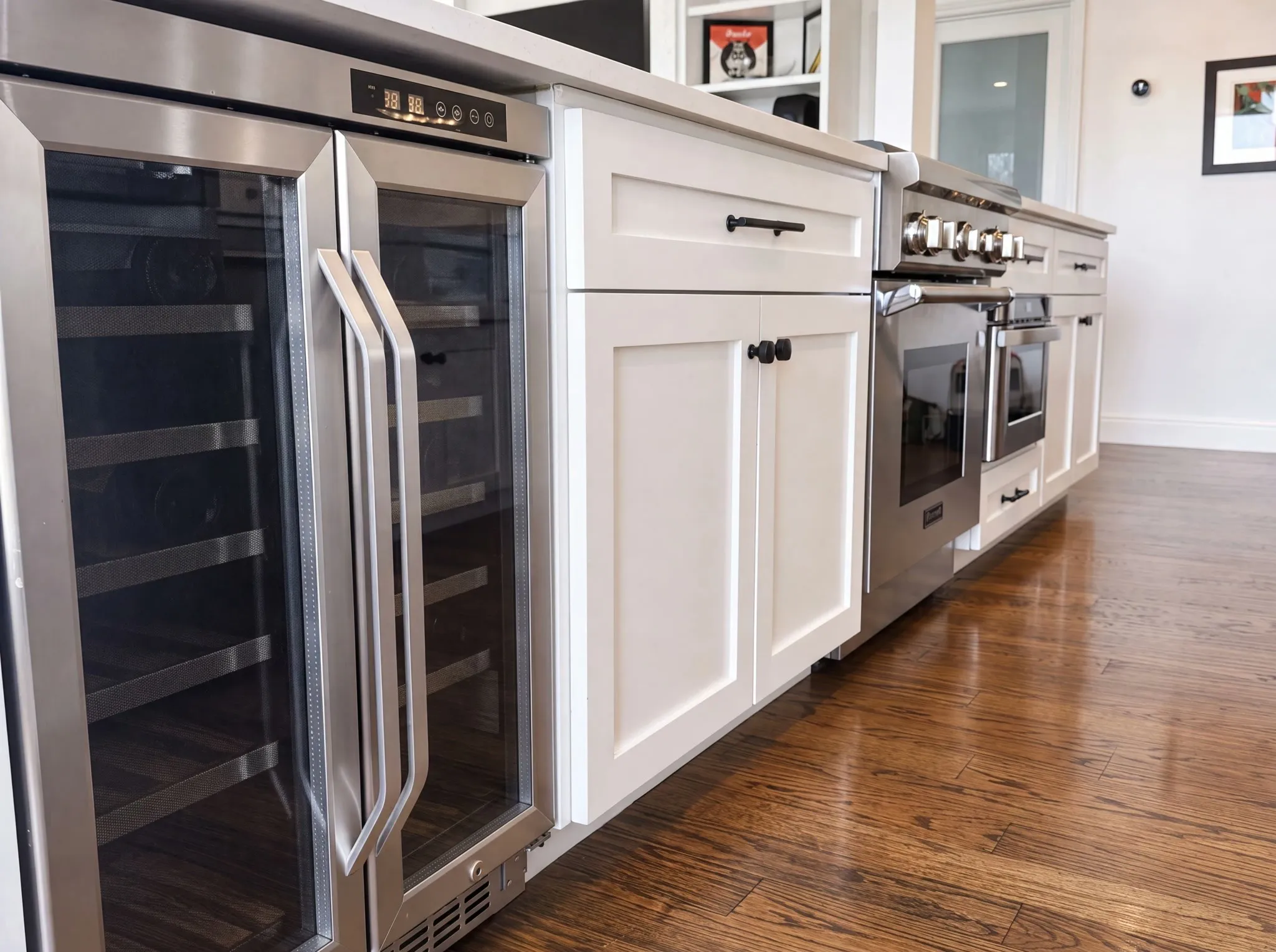 Condominium For Sale in Dallas County , 4611 Travis Street 1100, Dallas, Texas 75205, 1 Bedroom, 1 Bathroom, 2 Garage spaces, 956 Sqft, built in 2000, mls#21356045, Real Estate Agent in Dallas, Homes For Sale in Dallas county, Homes For Sale in Dallas, Realtor in Dallas Texas, Real Estate Brokerage Independent Realty Texas, Luminita Cordes Realtor