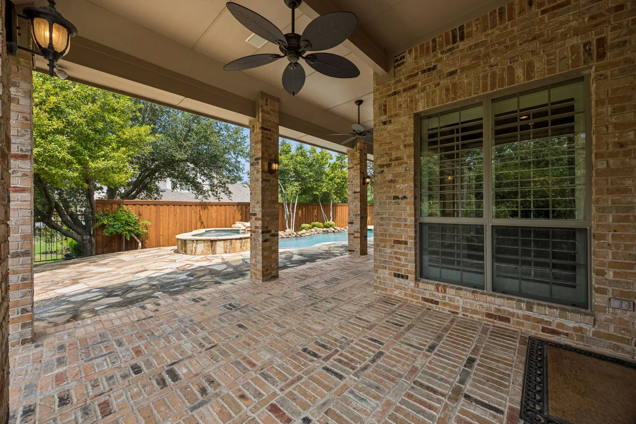 Single Family Residence For Sale in Collin County , 1501 Litchfield Drive, Mc Kinney, Texas 75071, 4 Bedroom, 3 Bathroom, 3 Garage spaces, 4,352 Sqft, built in 2004, mls#21370957, Real Estate Agent in Mc Kinney, Homes For Sale in Collin county, Homes For Sale in Mc Kinney, Realtor in Mc Kinney Texas, Real Estate Brokerage Independent Realty Texas, Luminita Cordes Realtor