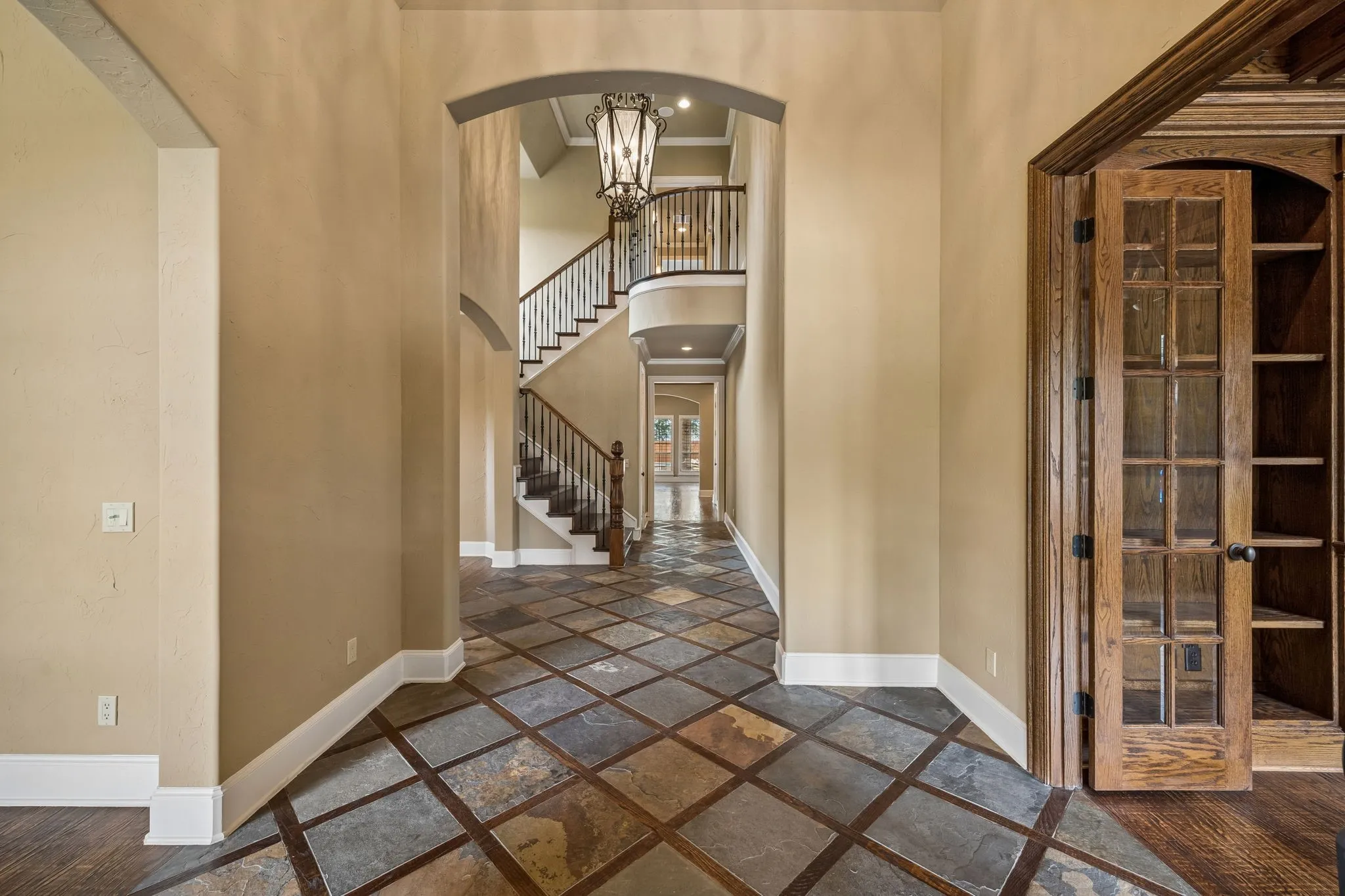 Single Family Residence For Sale in Collin County , 1501 Litchfield Drive, Mc Kinney, Texas 75071, 4 Bedroom, 3 Bathroom, 3 Garage spaces, 4,352 Sqft, built in 2004, mls#21370957, Real Estate Agent in Mc Kinney, Homes For Sale in Collin county, Homes For Sale in Mc Kinney, Realtor in Mc Kinney Texas, Real Estate Brokerage Independent Realty Texas, Luminita Cordes Realtor