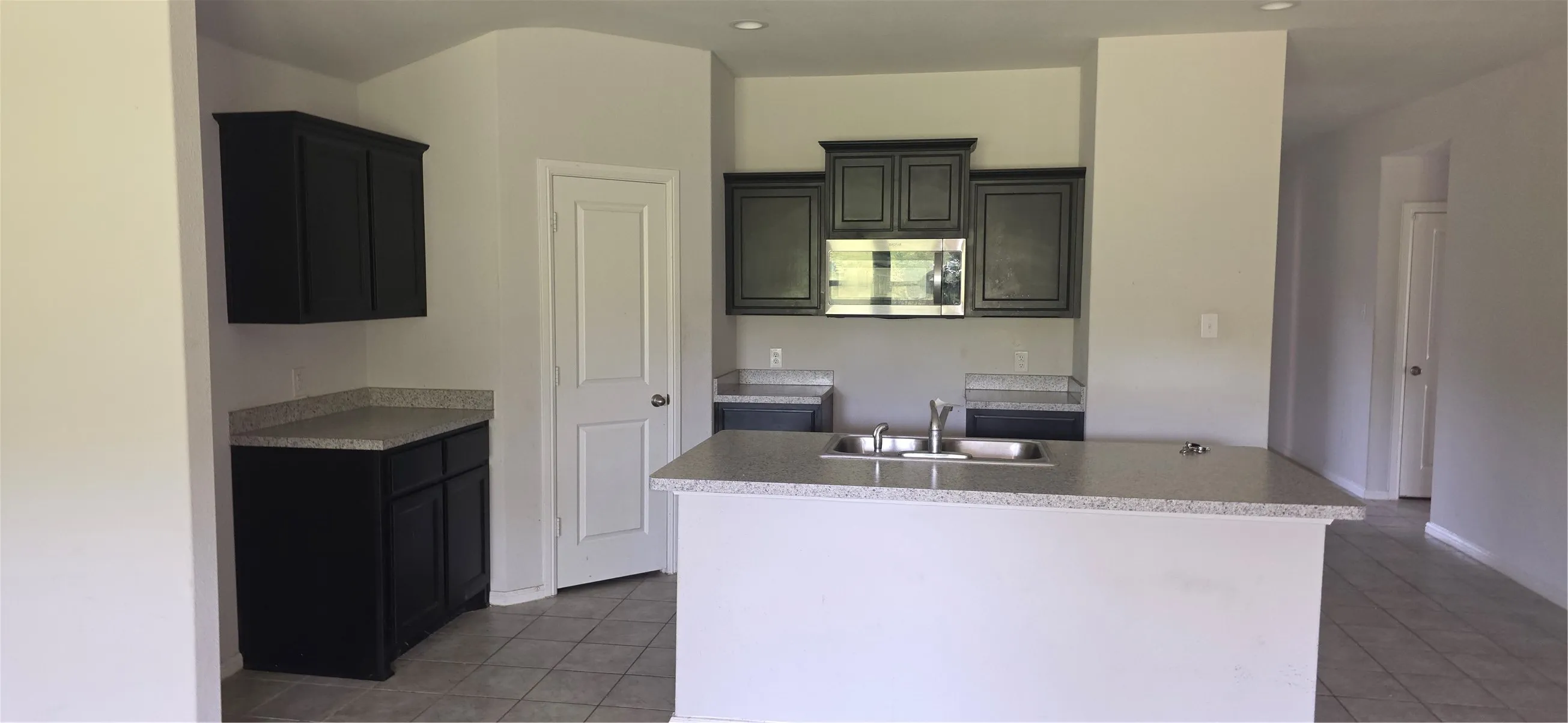 Single Family Residence For Sale in Denton County , 16629 White Fish Lane, Justin, Texas 76247, 4 Bedroom, 2 Bathroom, 2 Garage spaces, 1,878 Sqft, built in 2022, mls#21371647, Real Estate Agent in Justin, Homes For Sale in Denton county, Homes For Sale in Justin, Realtor in Justin Texas, Real Estate Brokerage Independent Realty Texas, Luminita Cordes Realtor