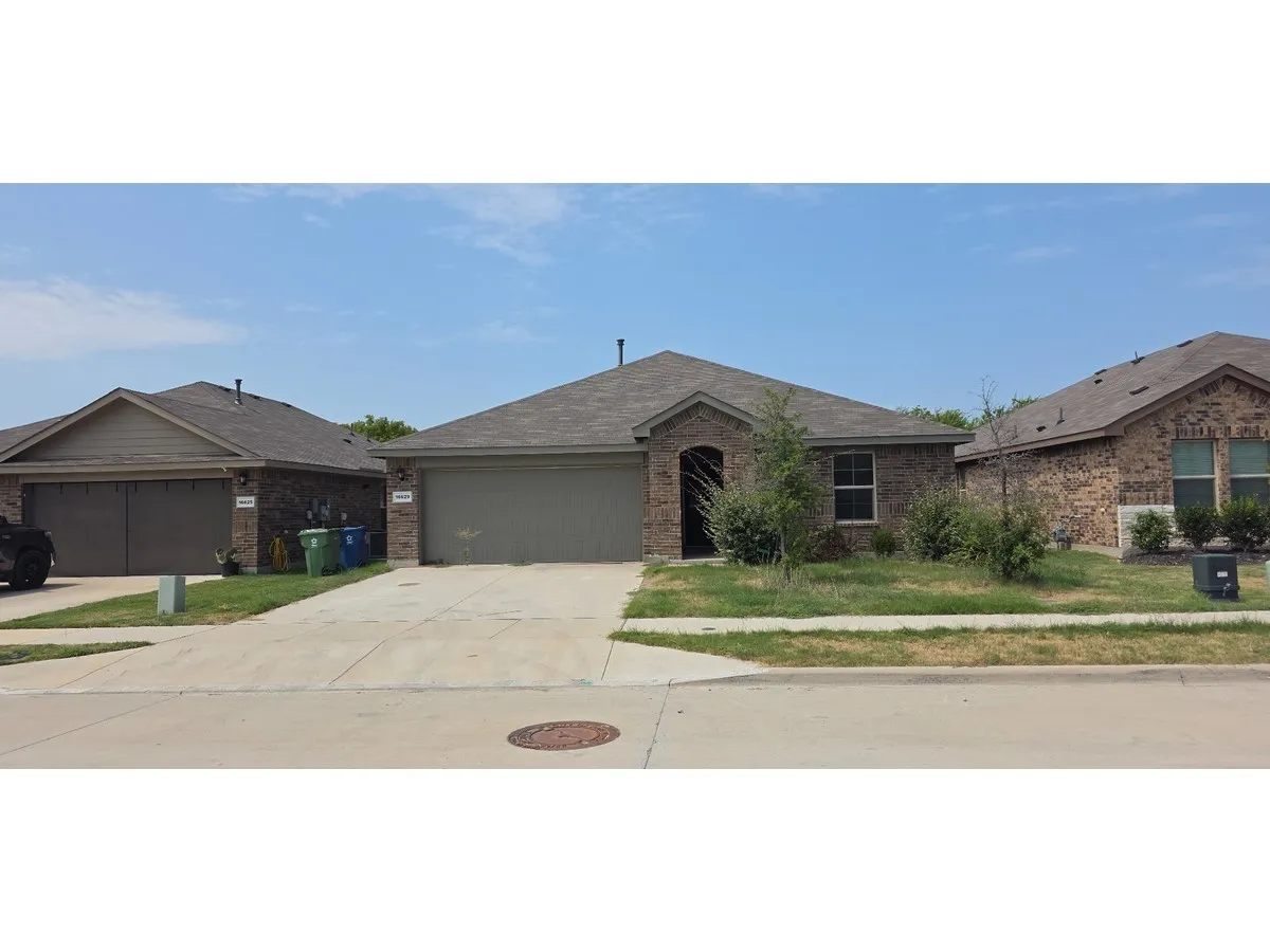 Single Family Residence For Sale in Denton County , 16629 White Fish Lane, Justin, Texas 76247, 4 Bedroom, 2 Bathroom, 2 Garage spaces, 1,878 Sqft, built in 2022, mls#21371647, Real Estate Agent in Justin, Homes For Sale in Denton county, Homes For Sale in Justin, Realtor in Justin Texas, Real Estate Brokerage Independent Realty Texas, Luminita Cordes Realtor
