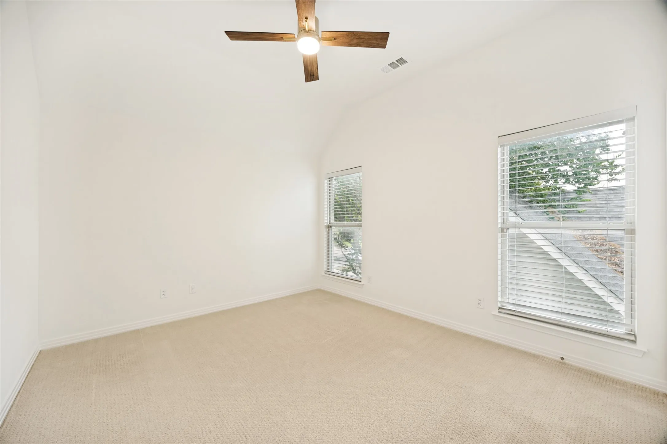 Upstairs secondary bedroom