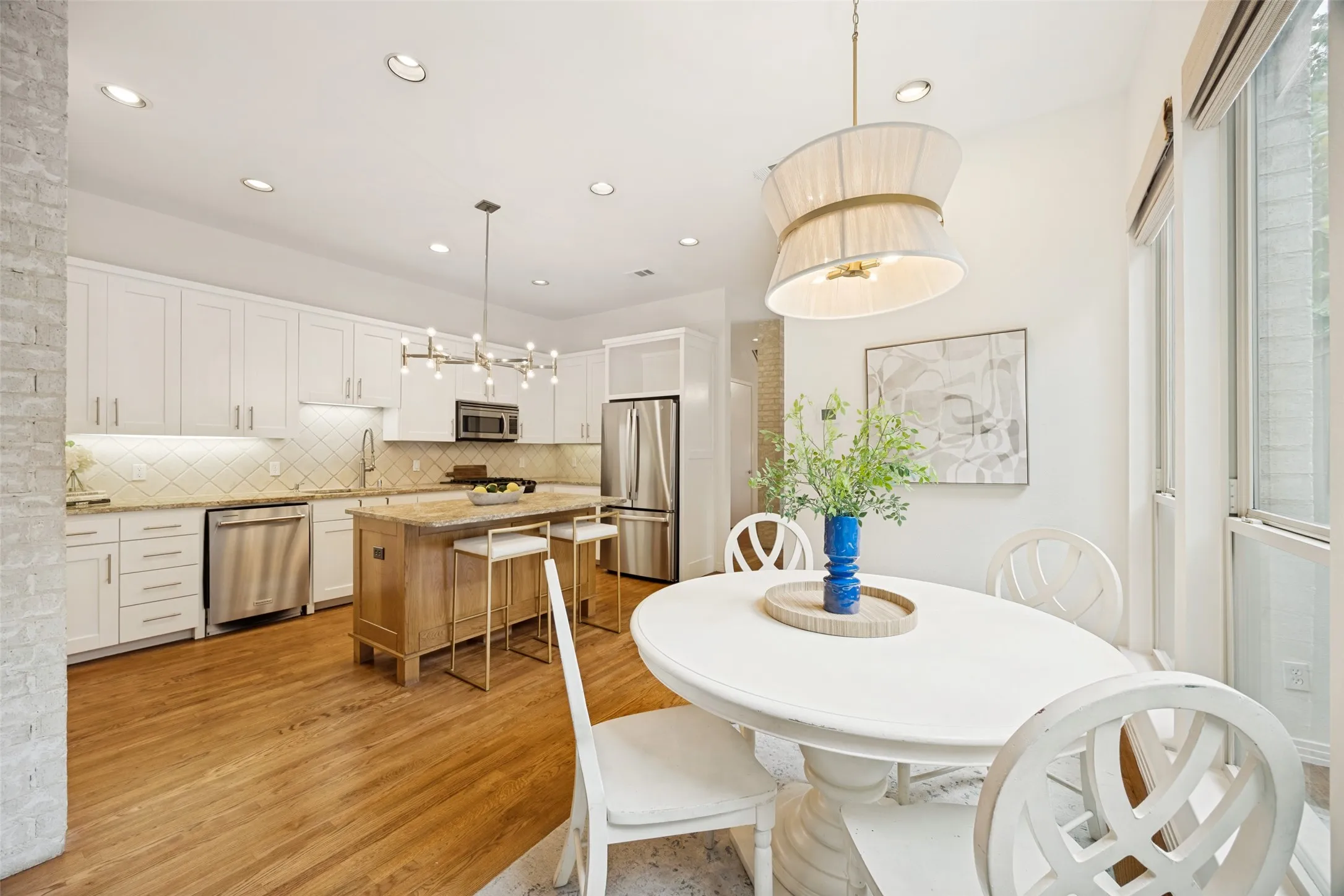 Breakfast room overlooking the kitchen