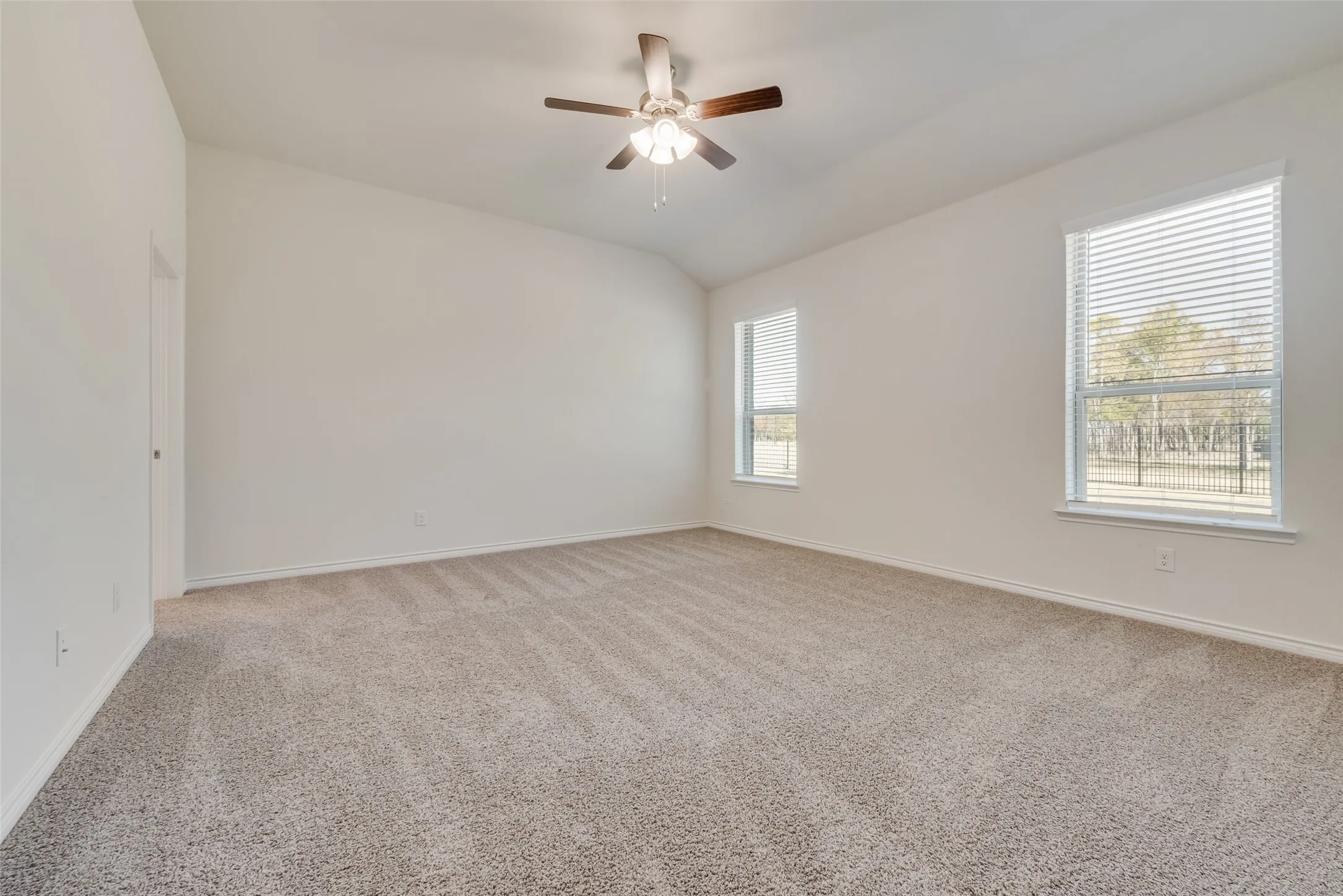 Single Family Residence For Rent in Collin County , 1532 Ruby Jewel Lane, Anna, Texas 75409, 4 Bedroom, 2 Bathroom, 2 Garage spaces, 2,846 Sqft, built in 2025, mls#21371746, Real Estate Agent in Anna, Homes For Rent in Collin county, Homes For Rent in Anna, Realtor in Anna Texas, Real Estate Brokerage Independent Realty Texas, Luminita Cordes Realtor