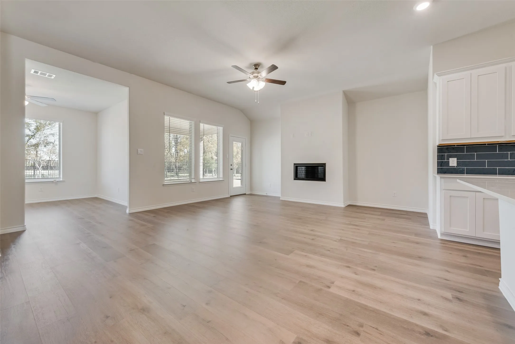 Single Family Residence For Rent in Collin County , 1532 Ruby Jewel Lane, Anna, Texas 75409, 4 Bedroom, 2 Bathroom, 2 Garage spaces, 2,846 Sqft, built in 2025, mls#21371746, Real Estate Agent in Anna, Homes For Rent in Collin county, Homes For Rent in Anna, Realtor in Anna Texas, Real Estate Brokerage Independent Realty Texas, Luminita Cordes Realtor