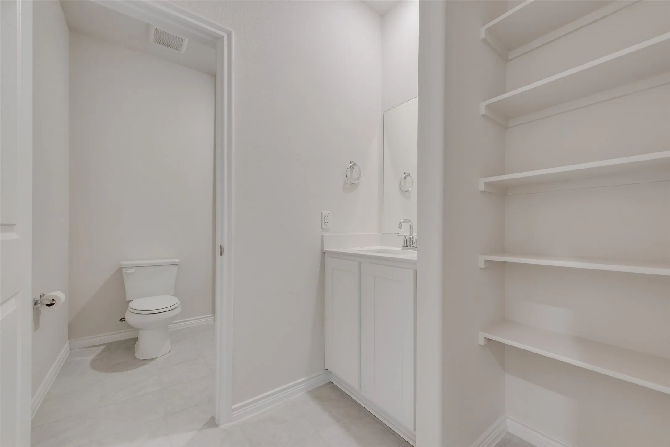 Single Family Residence For Rent in Collin County , 1532 Ruby Jewel Lane, Anna, Texas 75409, 4 Bedroom, 2 Bathroom, 2 Garage spaces, 2,846 Sqft, built in 2025, mls#21371746, Real Estate Agent in Anna, Homes For Rent in Collin county, Homes For Rent in Anna, Realtor in Anna Texas, Real Estate Brokerage Independent Realty Texas, Luminita Cordes Realtor