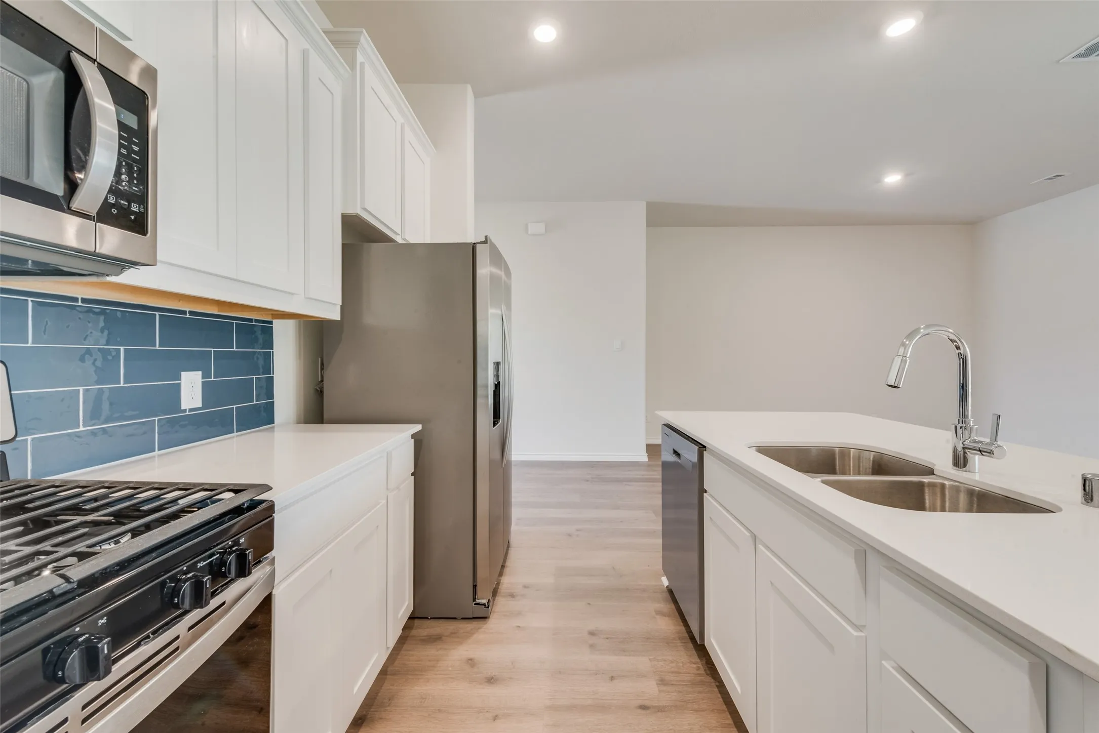 Single Family Residence For Rent in Collin County , 1532 Ruby Jewel Lane, Anna, Texas 75409, 4 Bedroom, 2 Bathroom, 2 Garage spaces, 2,846 Sqft, built in 2025, mls#21371746, Real Estate Agent in Anna, Homes For Rent in Collin county, Homes For Rent in Anna, Realtor in Anna Texas, Real Estate Brokerage Independent Realty Texas, Luminita Cordes Realtor