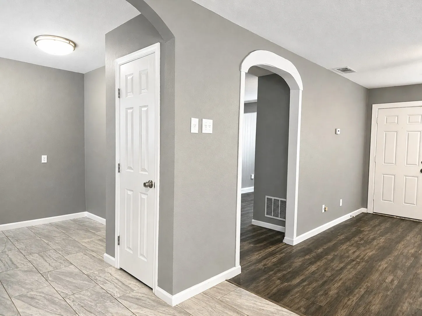Single Family Residence For Rent in Dallas County , 3735 Stateoak Drive, Dallas, Texas 75241, 3 Bedroom, 1 Bathroom, Garage spaces, 1,075 Sqft, built in 1961, mls#21371188, Real Estate Agent in Dallas, Homes For Rent in Dallas county, Homes For Rent in Dallas, Realtor in Dallas Texas, Real Estate Brokerage Independent Realty Texas, Luminita Cordes Realtor