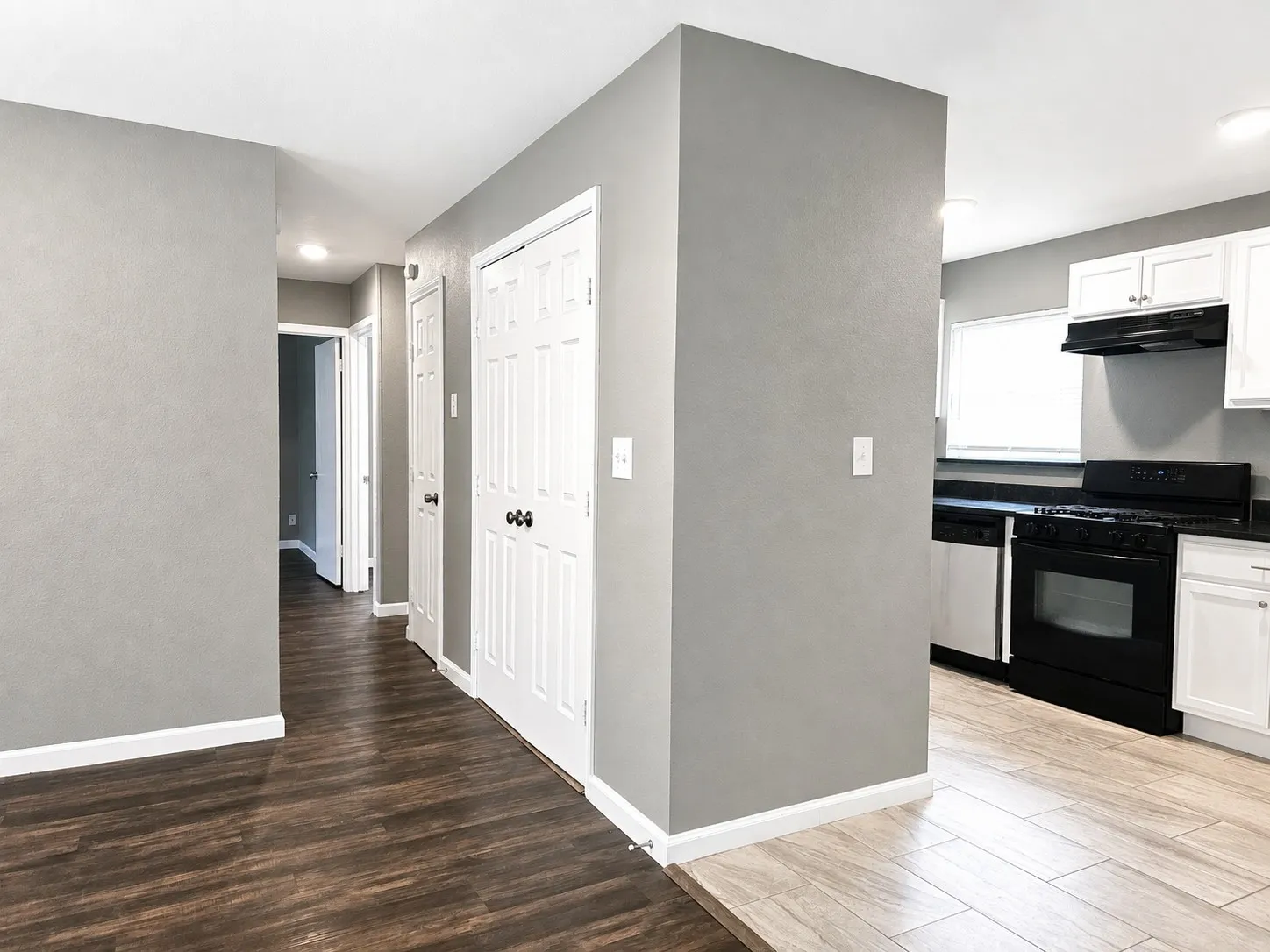 Single Family Residence For Rent in Dallas County , 3735 Stateoak Drive, Dallas, Texas 75241, 3 Bedroom, 1 Bathroom, Garage spaces, 1,075 Sqft, built in 1961, mls#21371188, Real Estate Agent in Dallas, Homes For Rent in Dallas county, Homes For Rent in Dallas, Realtor in Dallas Texas, Real Estate Brokerage Independent Realty Texas, Luminita Cordes Realtor