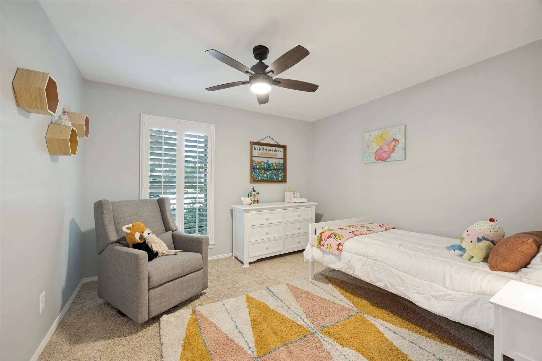 Single Family Residence For Sale in Dallas County , 912 Vinecrest Lane, Richardson, Texas 75080, 4 Bedroom, 2 Bathroom, 2 Garage spaces, 1,932 Sqft, built in 1969, mls#21370297, Real Estate Agent in Richardson, Homes For Sale in Dallas county, Homes For Sale in Richardson, Realtor in Richardson Texas, Real Estate Brokerage Independent Realty Texas, Luminita Cordes Realtor