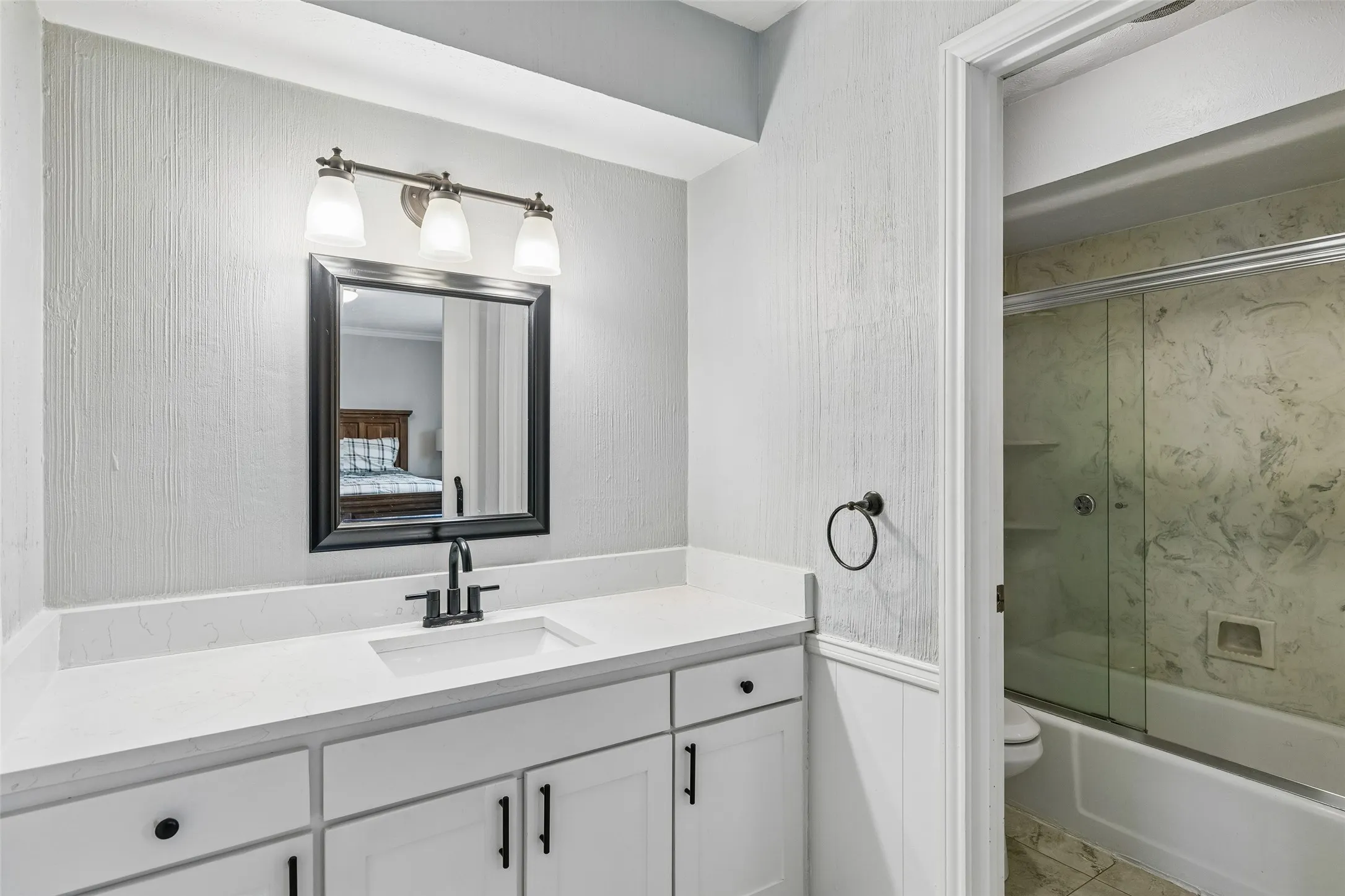 Single Family Residence For Sale in Collin County , 507 Lake Ridge Drive, Allen, Texas 75002, 3 Bedroom, 2 Bathroom, 2 Garage spaces, 1,835 Sqft, built in 1973, mls#21348247, Real Estate Agent in Allen, Homes For Sale in Collin county, Homes For Sale in Allen, Realtor in Allen Texas, Real Estate Brokerage Independent Realty Texas, Luminita Cordes Realtor