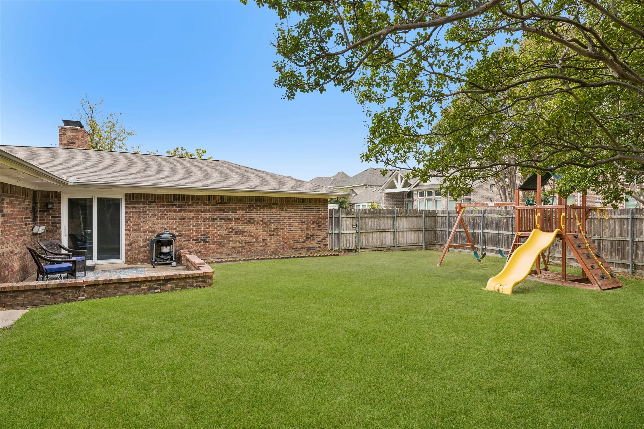 Single Family Residence For Sale in Collin County , 507 Lake Ridge Drive, Allen, Texas 75002, 3 Bedroom, 2 Bathroom, 2 Garage spaces, 1,835 Sqft, built in 1973, mls#21348247, Real Estate Agent in Allen, Homes For Sale in Collin county, Homes For Sale in Allen, Realtor in Allen Texas, Real Estate Brokerage Independent Realty Texas, Luminita Cordes Realtor
